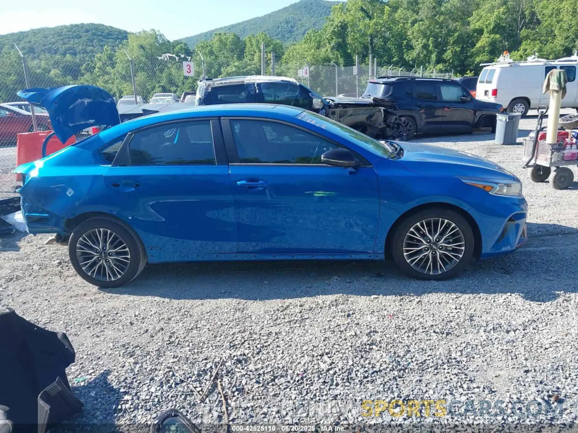 14 Photograph of a damaged car 3KPF54AD9PE685251 KIA FORTE 2023