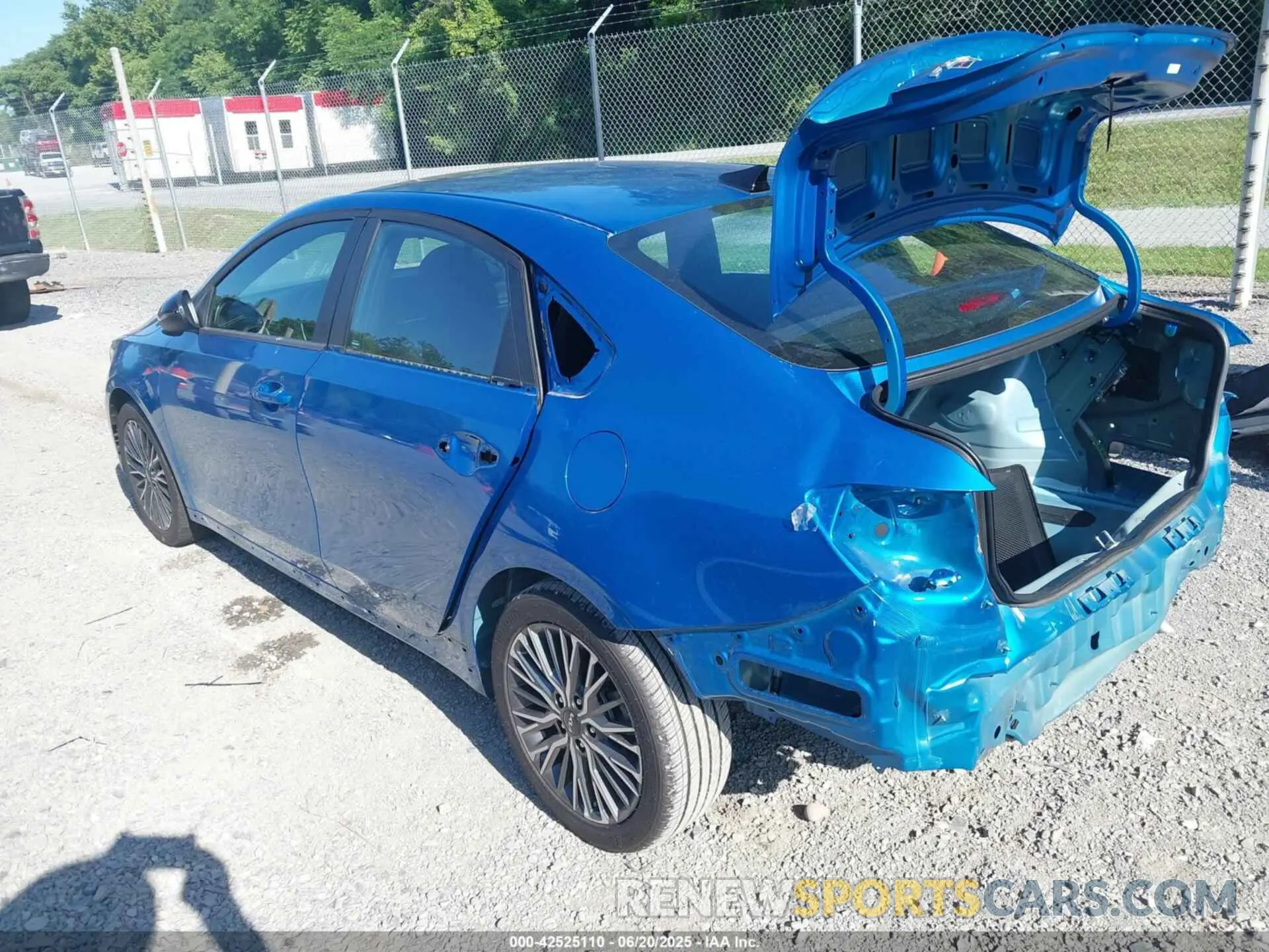 3 Photograph of a damaged car 3KPF54AD9PE685251 KIA FORTE 2023