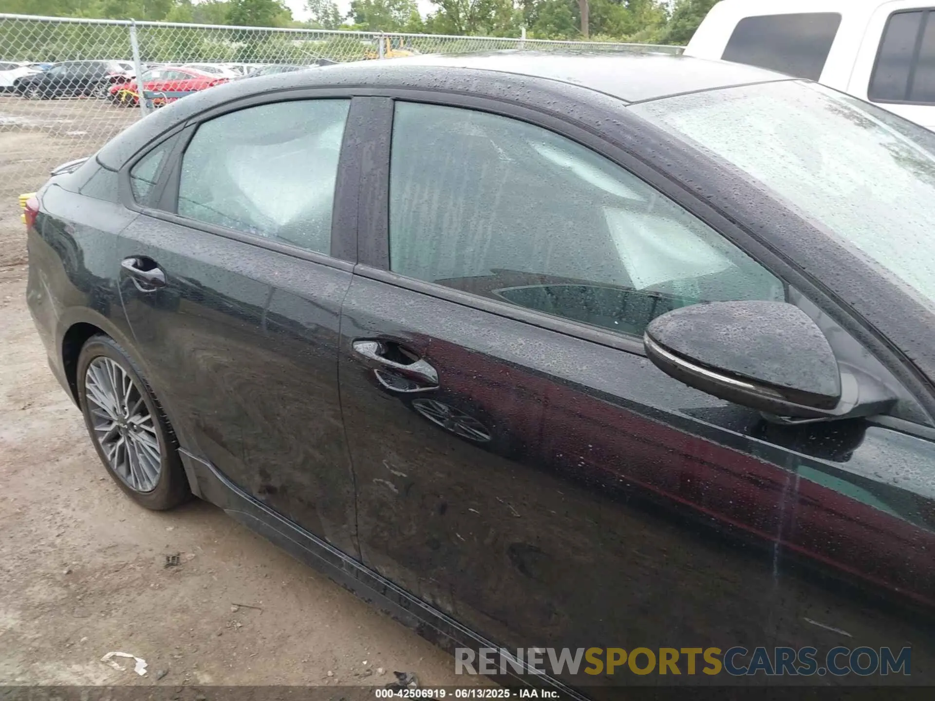 13 Photograph of a damaged car 3KPF54ADXPE530059 KIA FORTE 2023