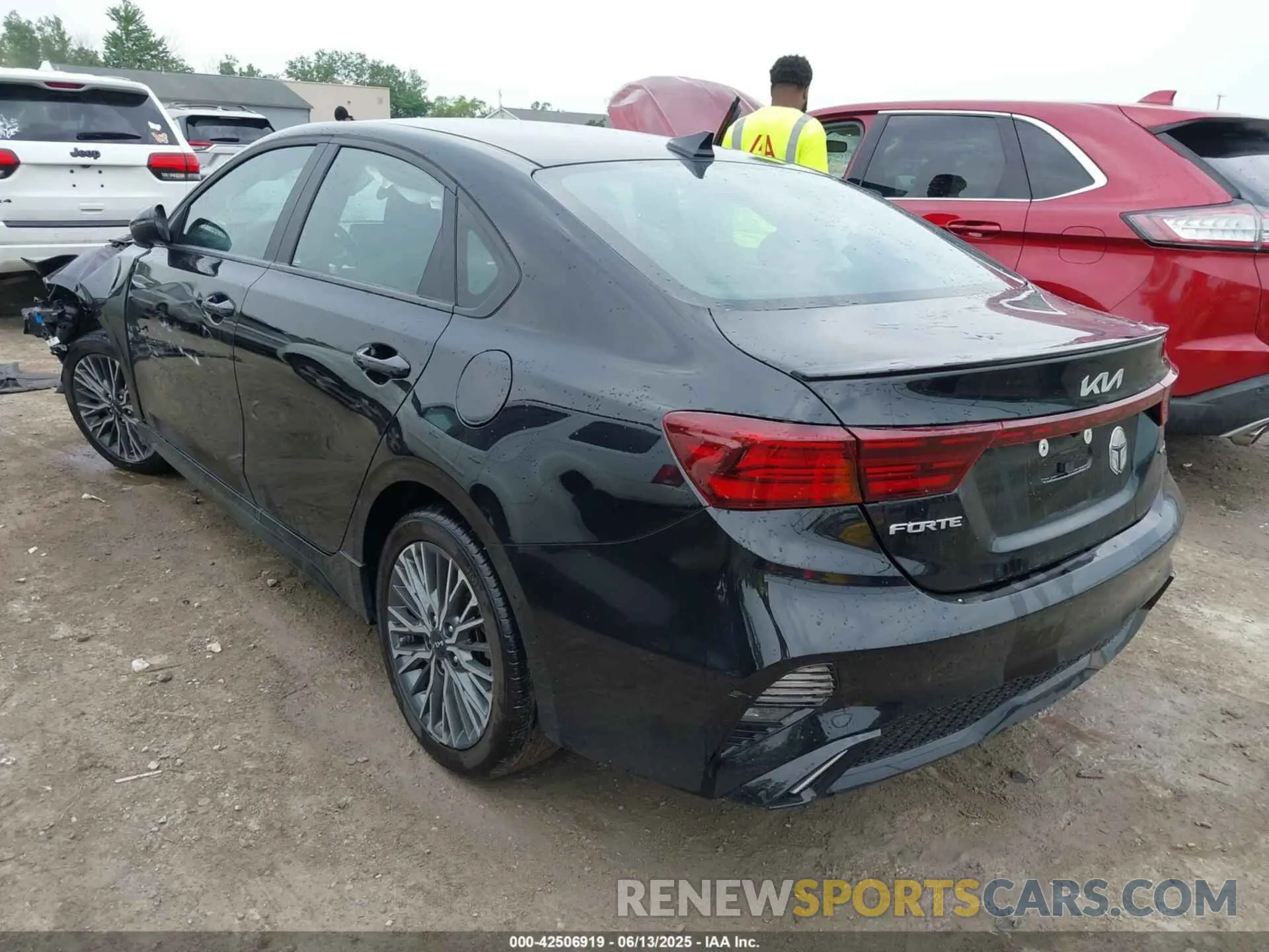 3 Photograph of a damaged car 3KPF54ADXPE530059 KIA FORTE 2023