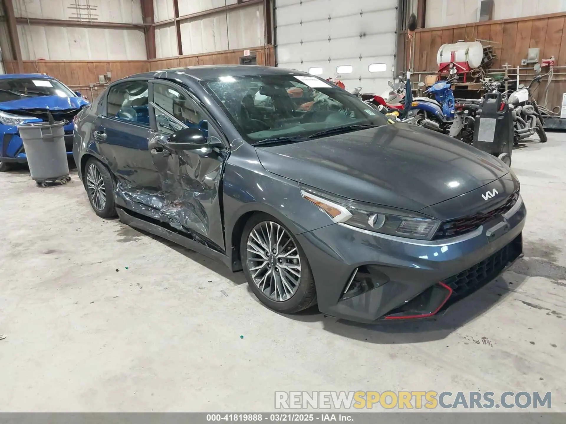 1 Photograph of a damaged car 3KPF54ADXPE535388 KIA FORTE 2023