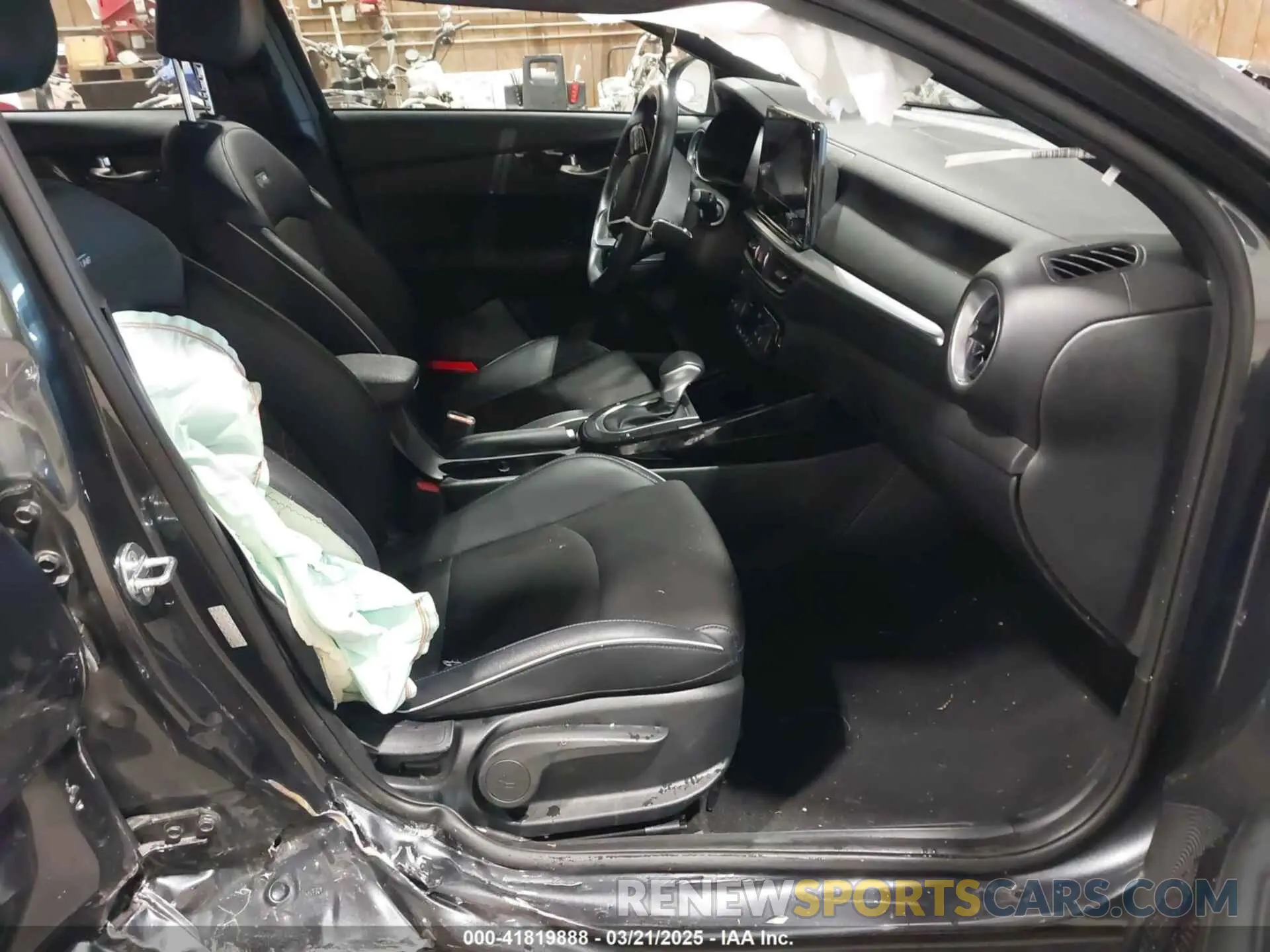 5 Photograph of a damaged car 3KPF54ADXPE535388 KIA FORTE 2023