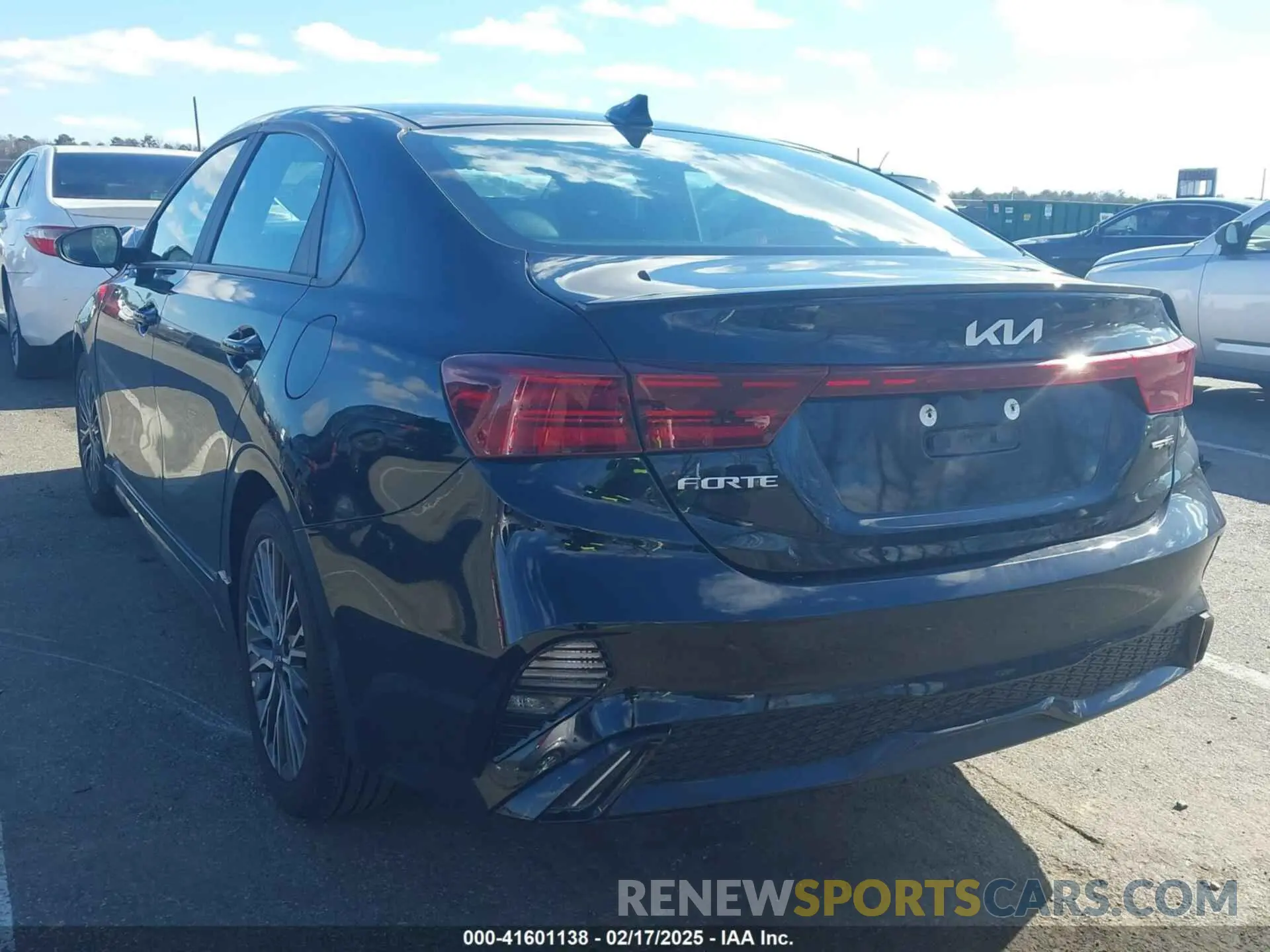 3 Photograph of a damaged car 3KPF54ADXPE580248 KIA FORTE 2023