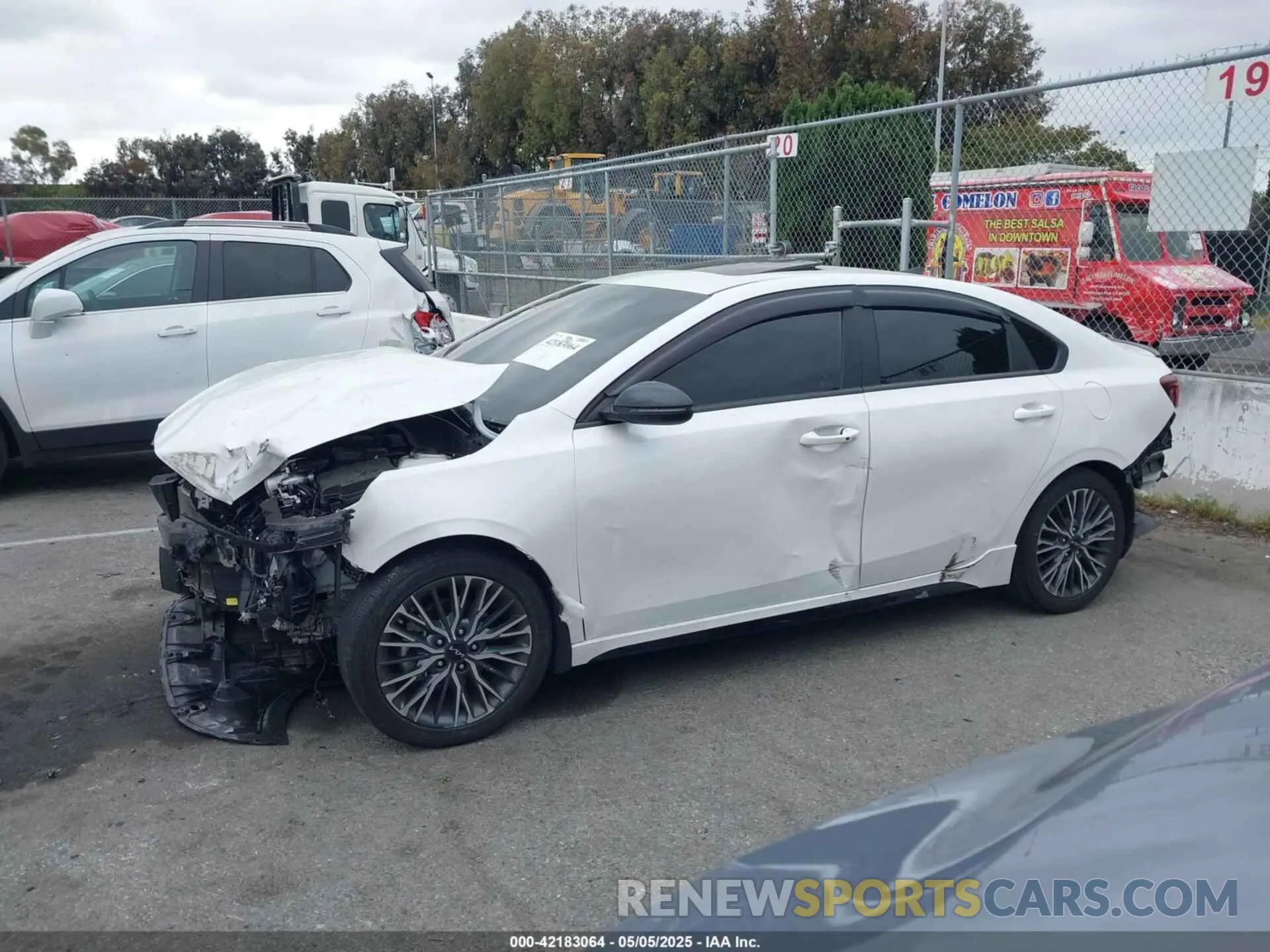 14 Photograph of a damaged car 3KPF54ADXPE599611 KIA FORTE 2023