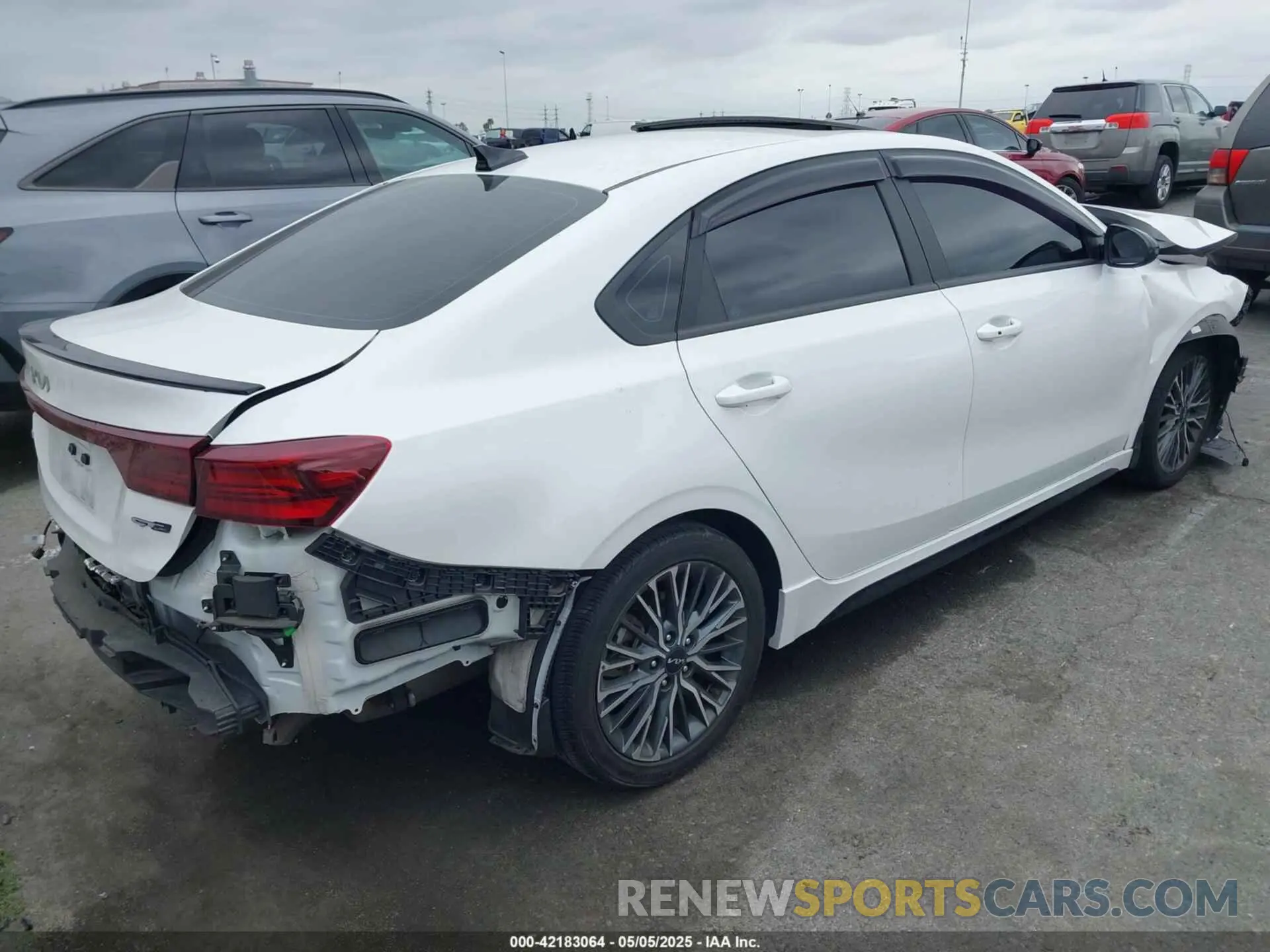 4 Photograph of a damaged car 3KPF54ADXPE599611 KIA FORTE 2023