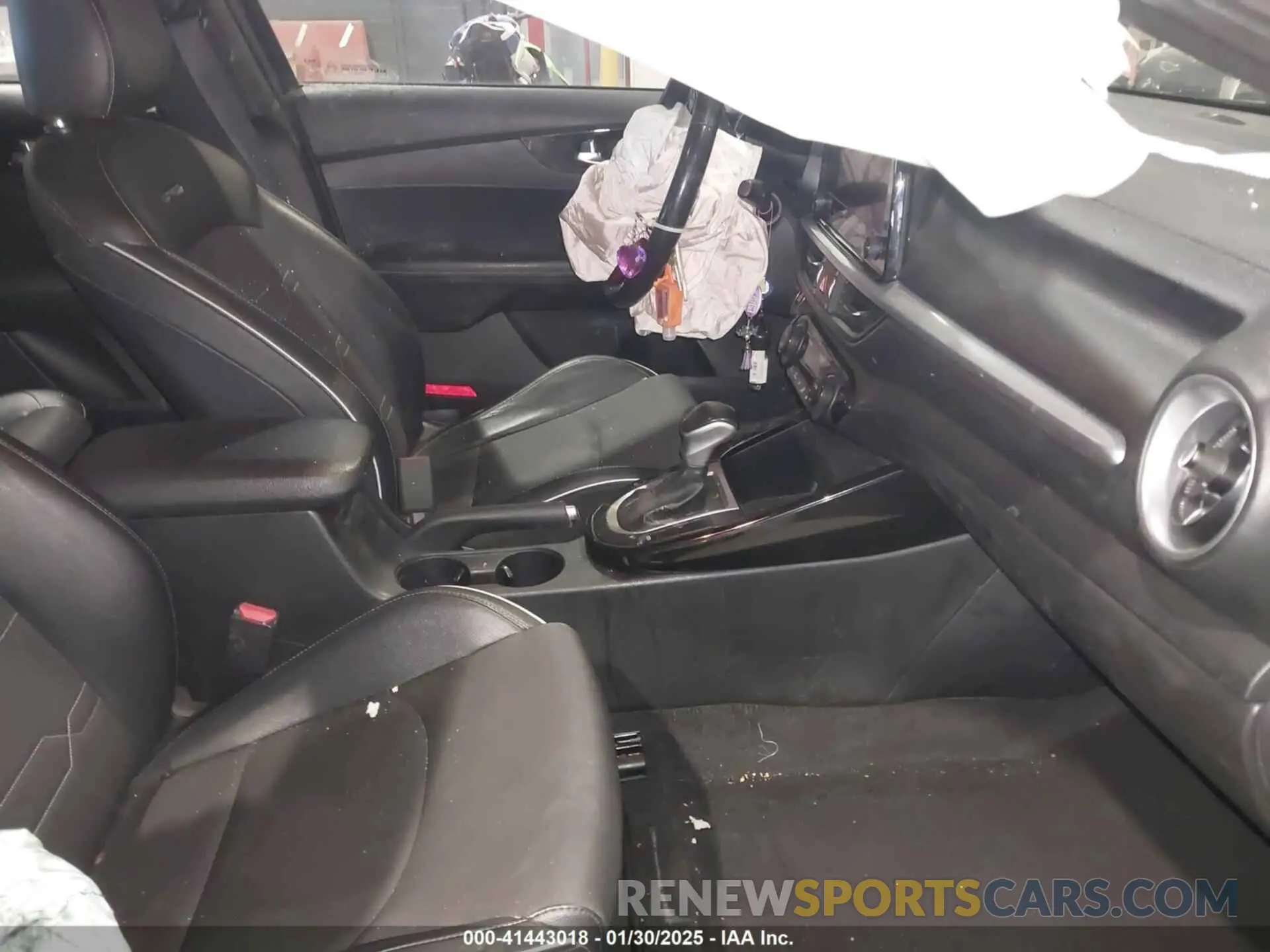 5 Photograph of a damaged car 3KPF54ADXPE603821 KIA FORTE 2023