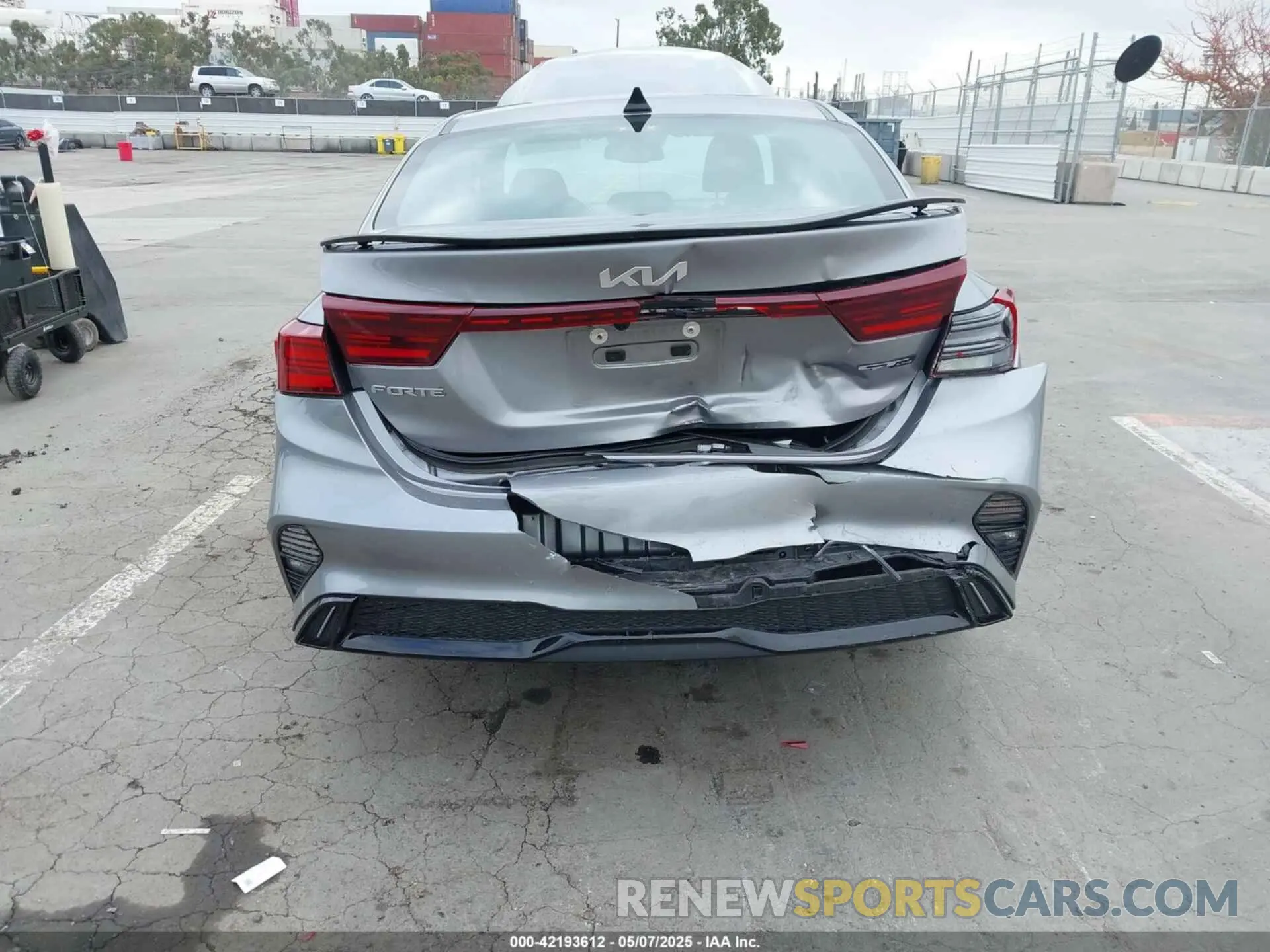6 Photograph of a damaged car 3KPF54ADXPE640609 KIA FORTE 2023