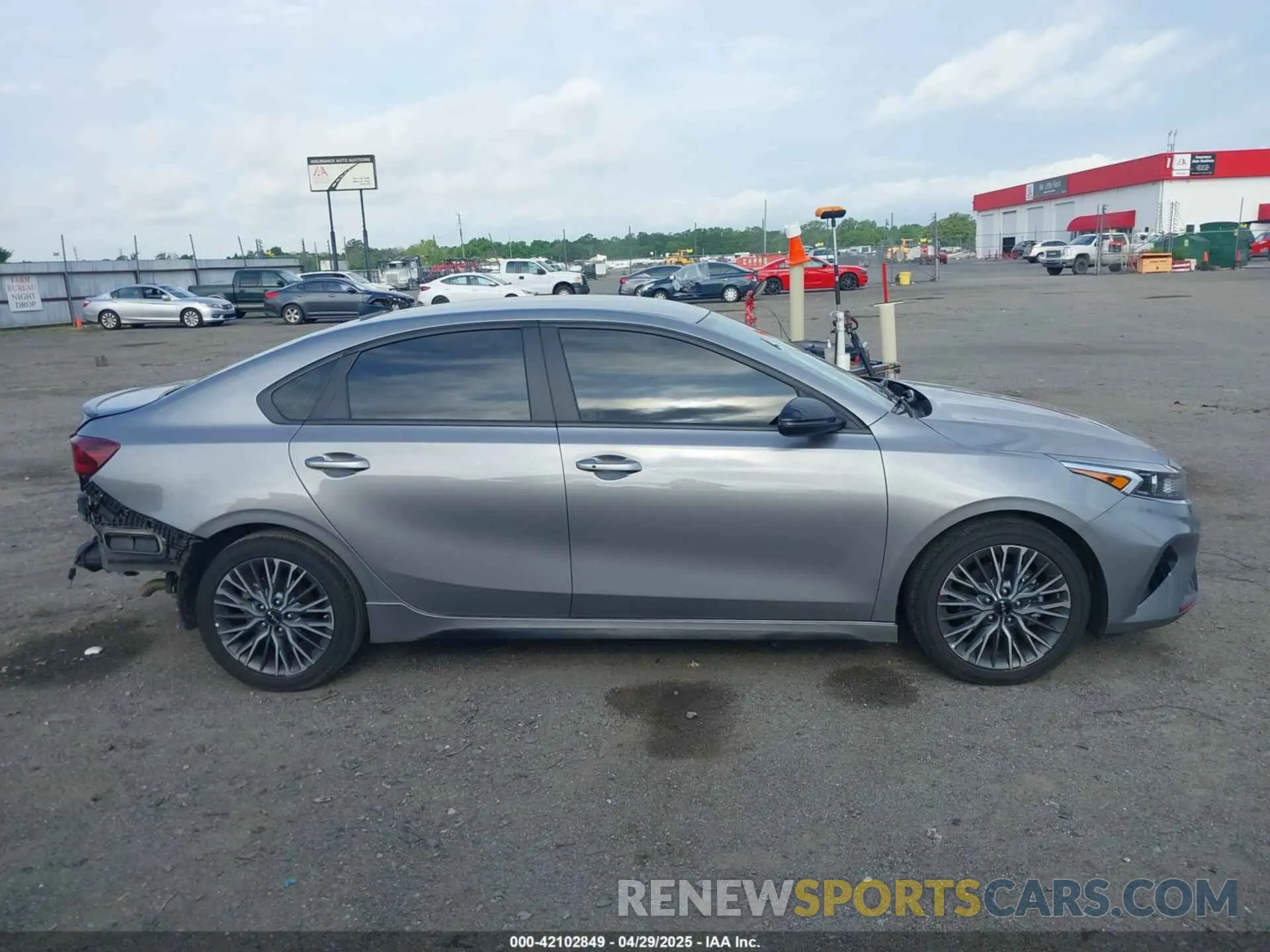 14 Photograph of a damaged car 3KPF54ADXPE665459 KIA FORTE 2023