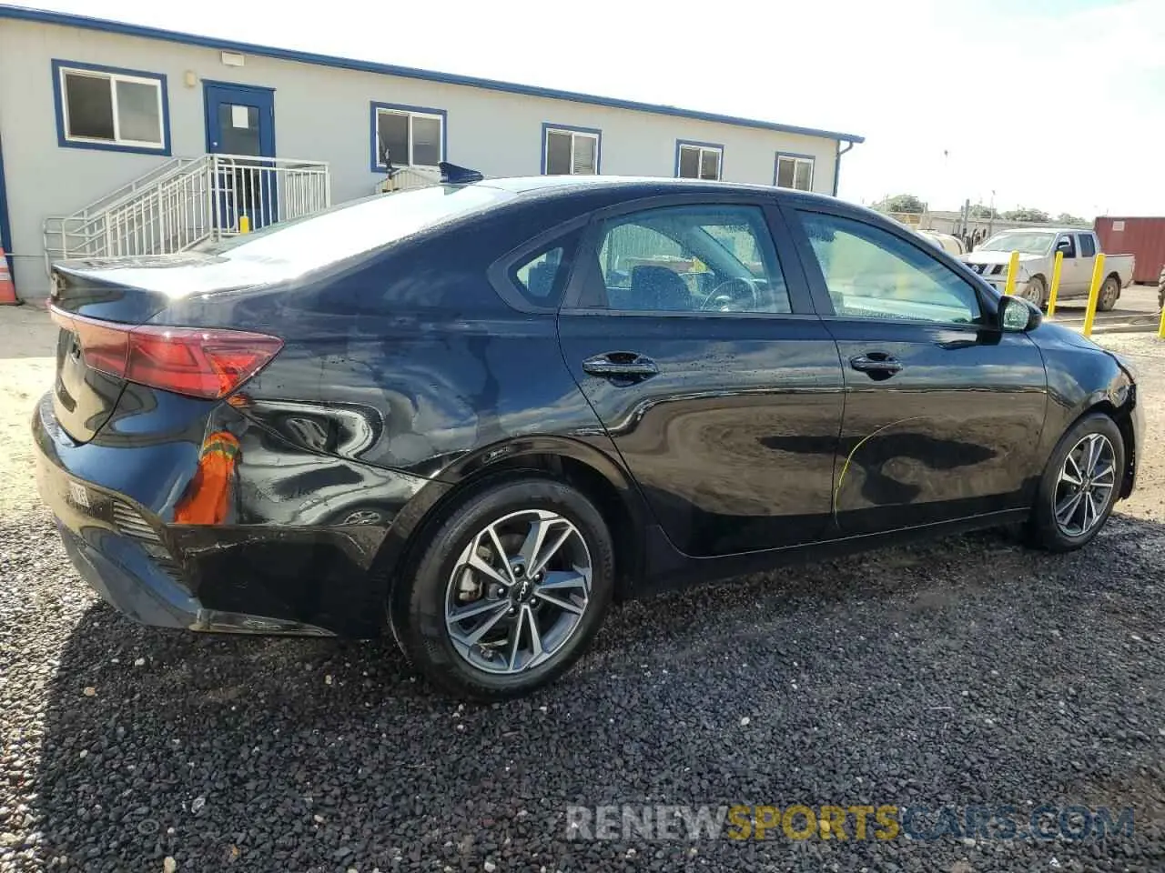 3 Photograph of a damaged car 3KPF24AD0RE696750 KIA FORTE 2024