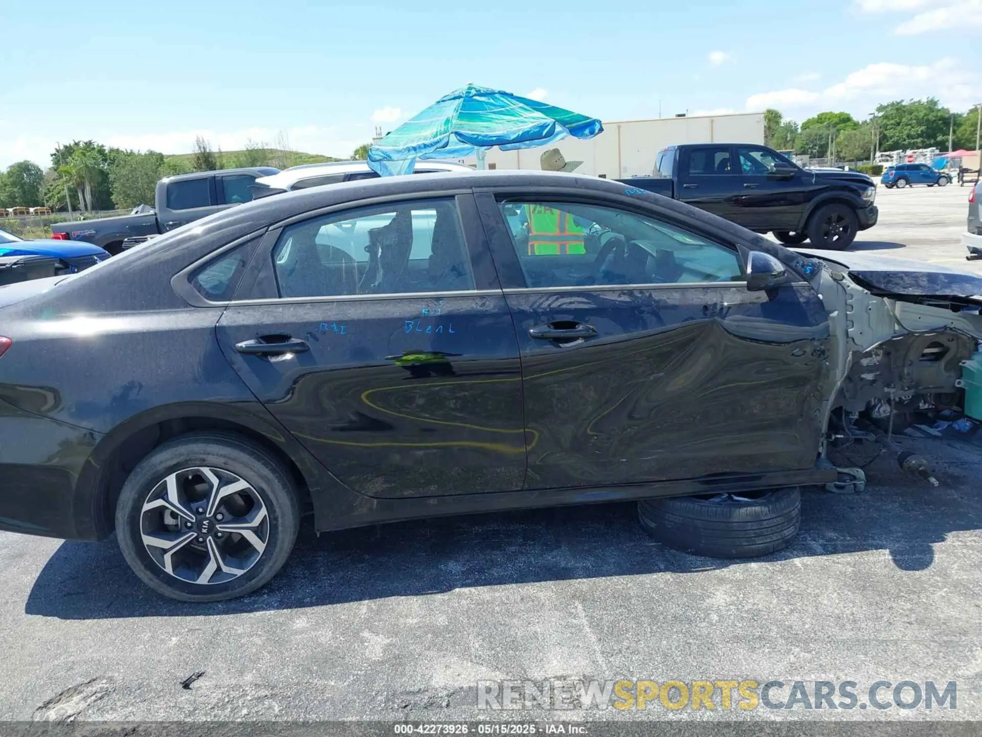 14 Photograph of a damaged car 3KPF24AD0RE703809 KIA FORTE 2024