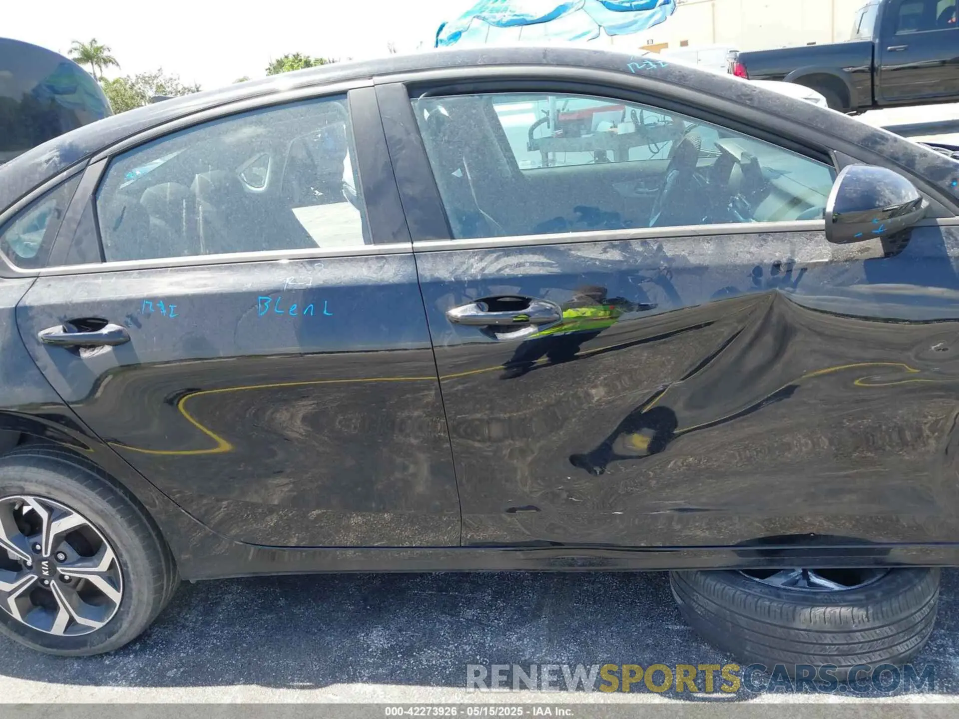 18 Photograph of a damaged car 3KPF24AD0RE703809 KIA FORTE 2024
