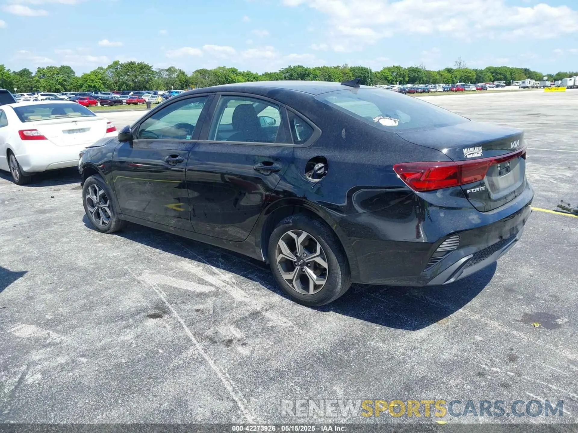 3 Photograph of a damaged car 3KPF24AD0RE703809 KIA FORTE 2024