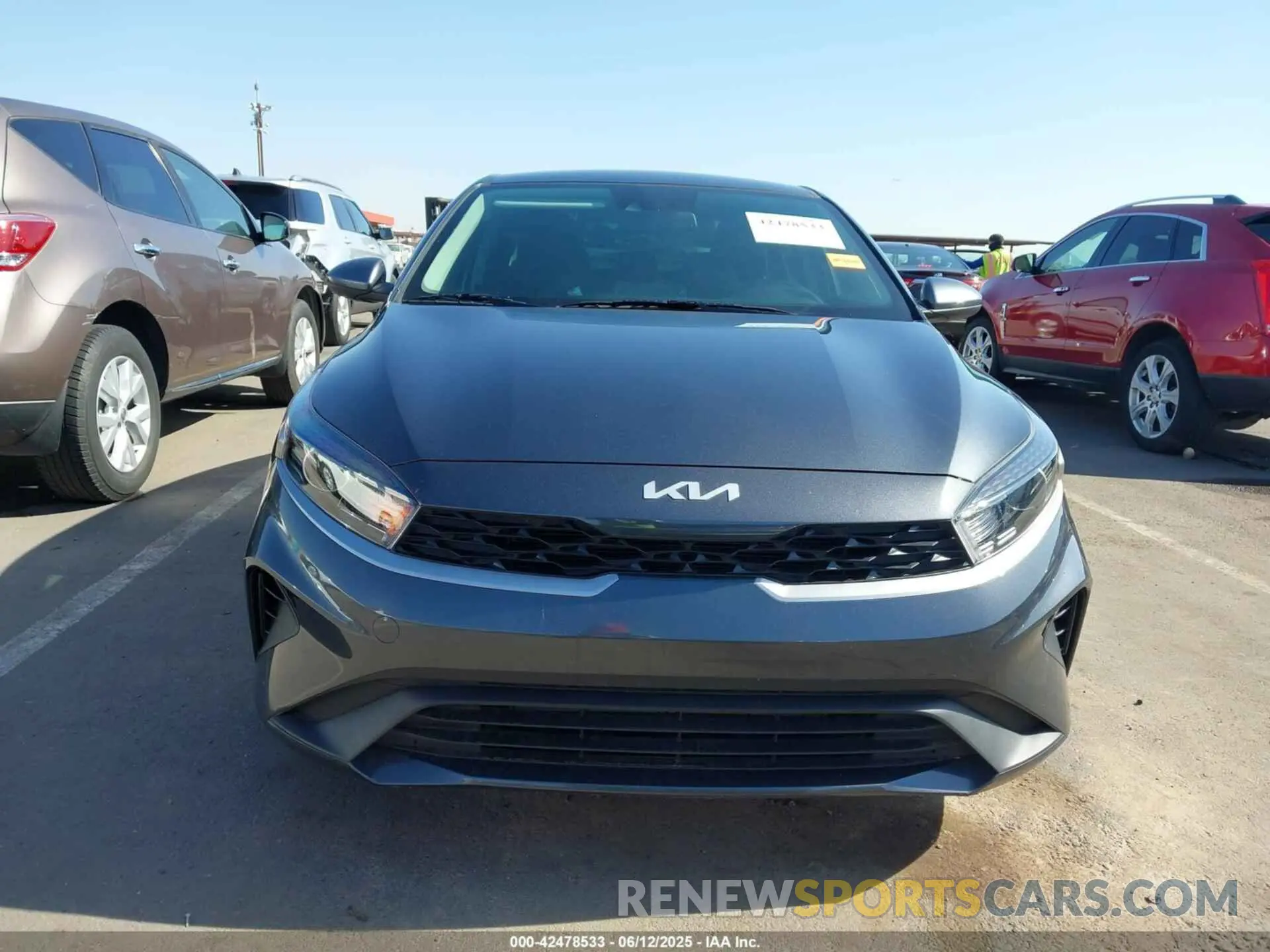 12 Photograph of a damaged car 3KPF24AD0RE727043 KIA FORTE 2024