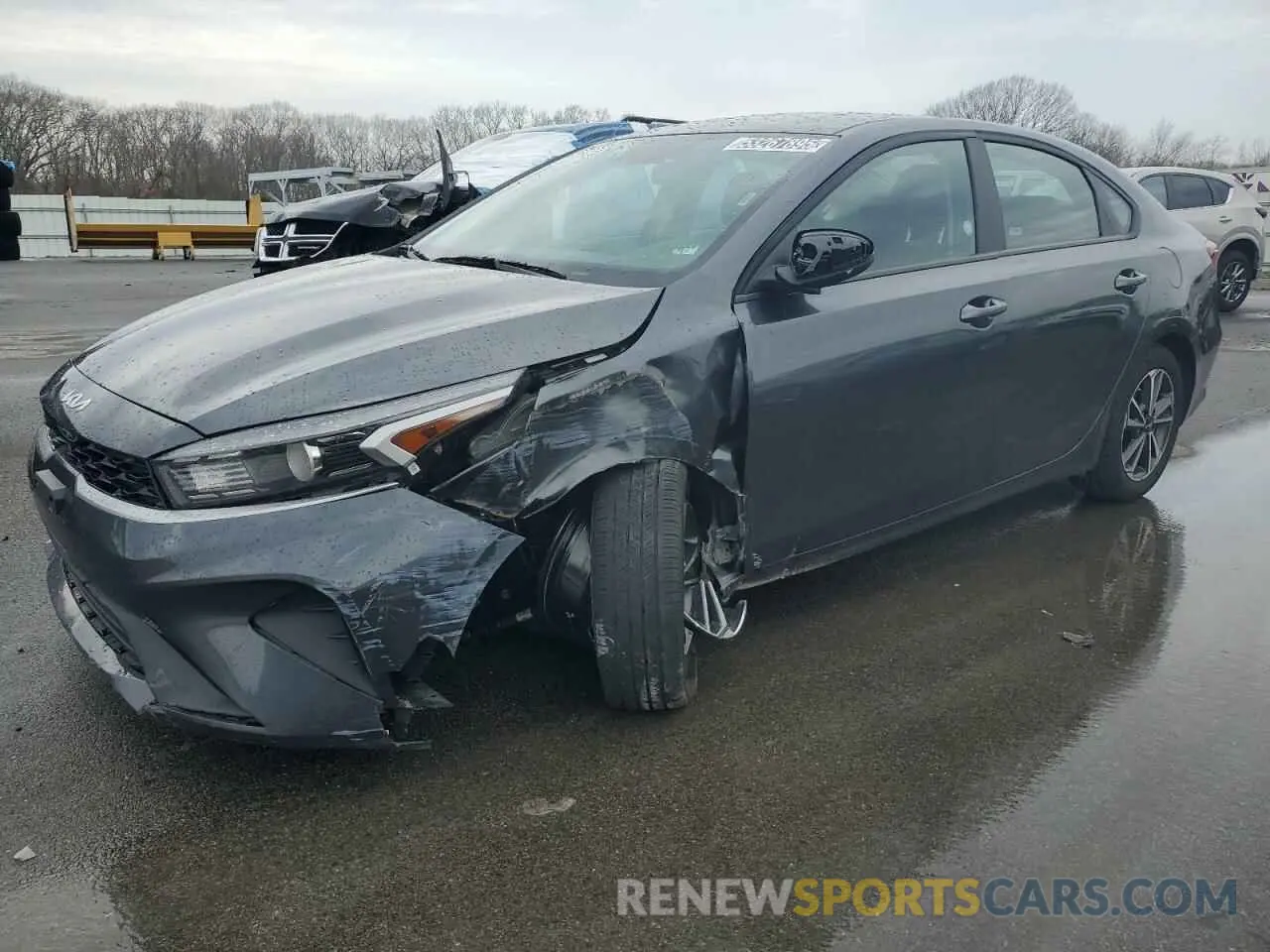 1 Photograph of a damaged car 3KPF24AD0RE740617 KIA FORTE 2024