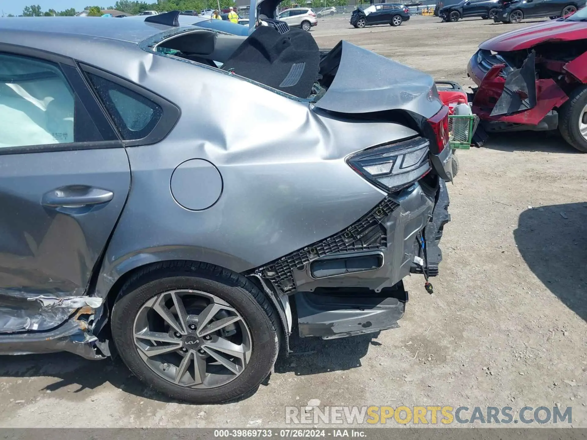 18 Photograph of a damaged car 3KPF24AD0RE751844 KIA FORTE 2024