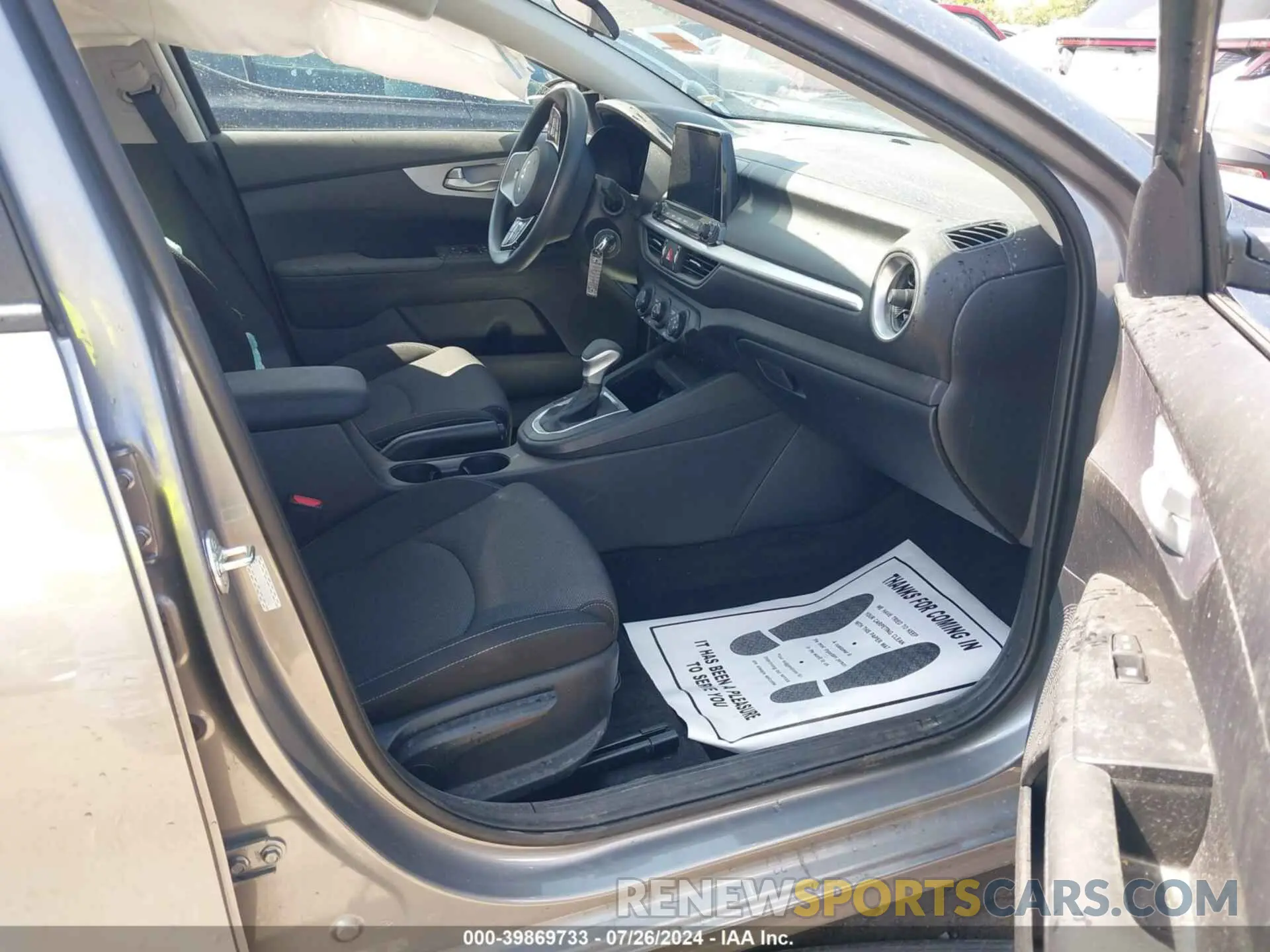 5 Photograph of a damaged car 3KPF24AD0RE751844 KIA FORTE 2024
