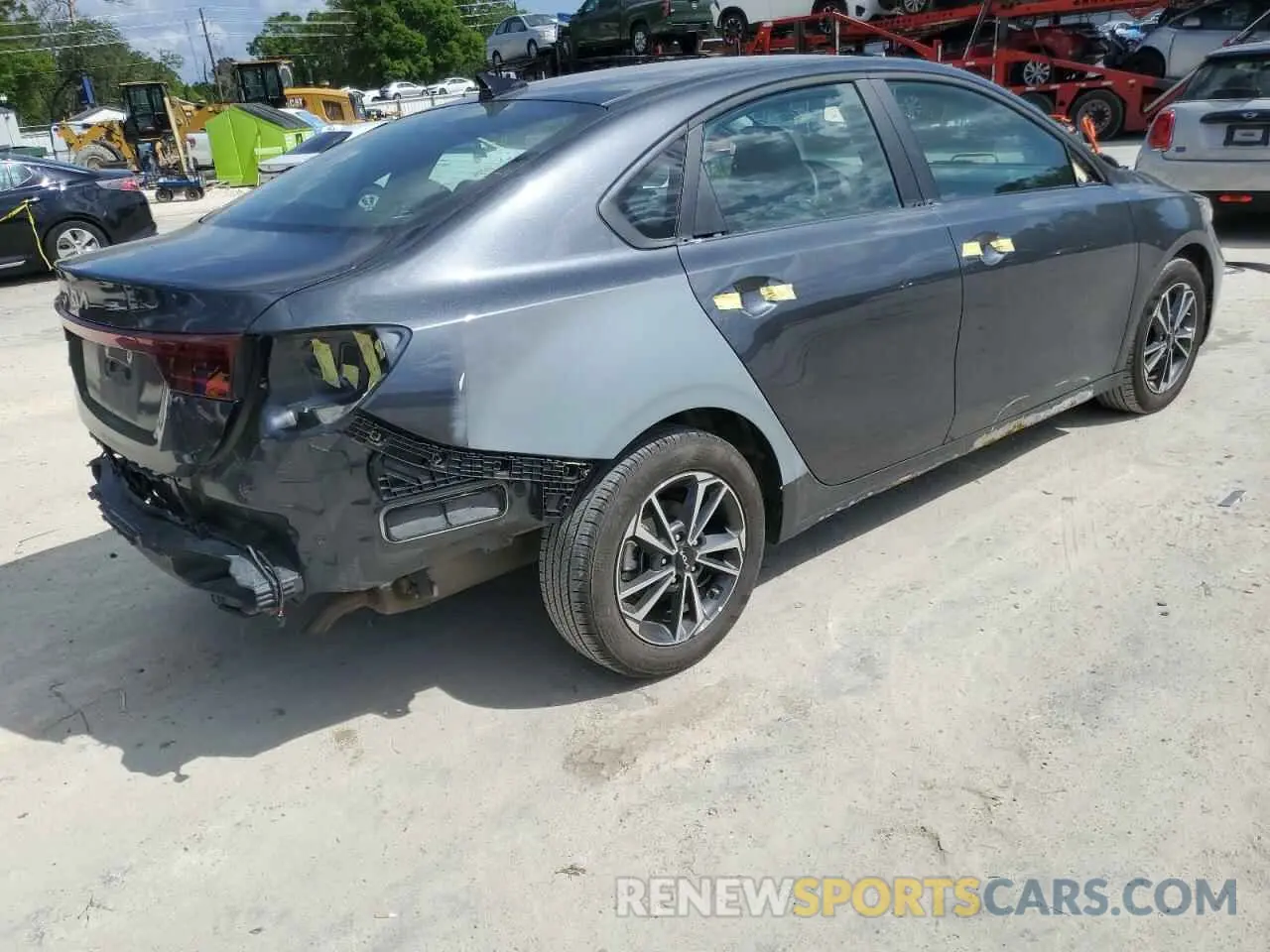 3 Photograph of a damaged car 3KPF24AD0RE756333 KIA FORTE 2024