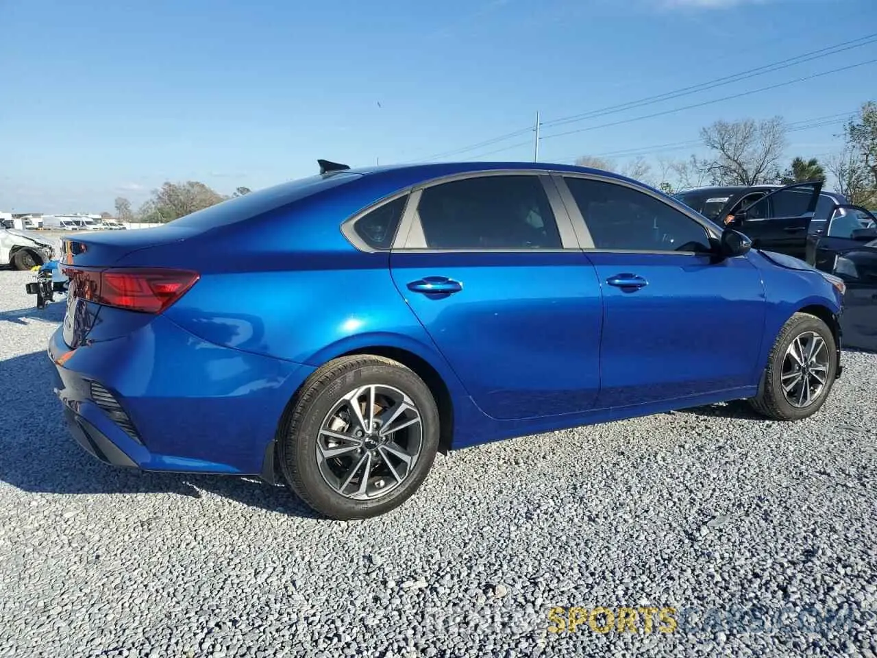 3 Photograph of a damaged car 3KPF24AD0RE760818 KIA FORTE 2024