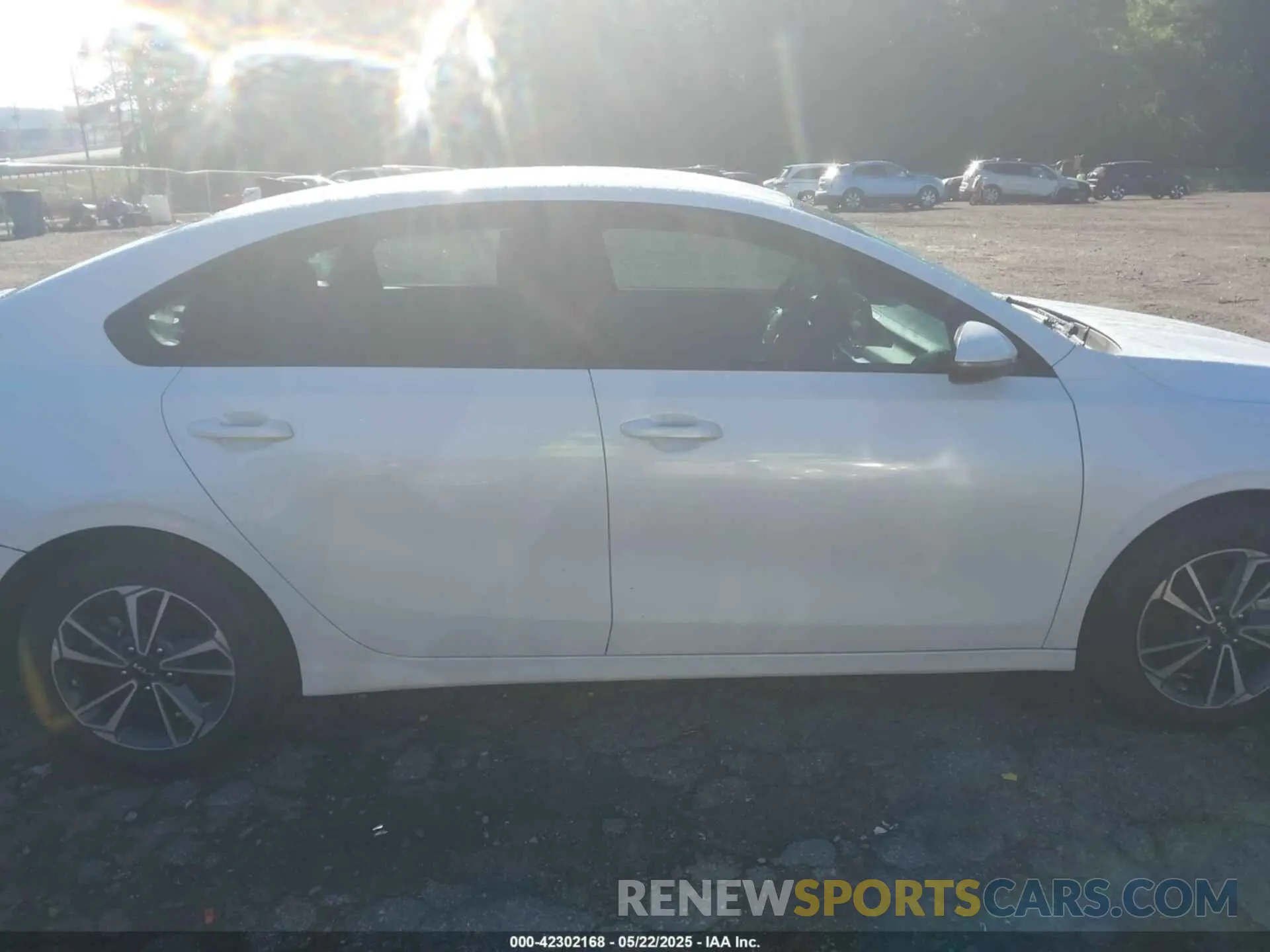 13 Photograph of a damaged car 3KPF24AD0RE778218 KIA FORTE 2024