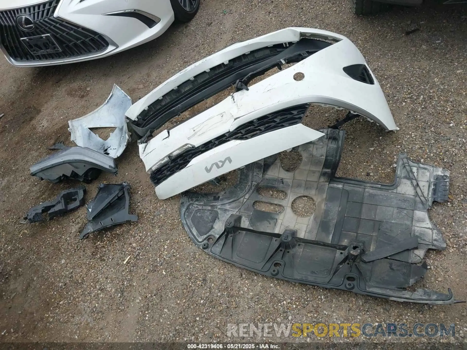 12 Photograph of a damaged car 3KPF24AD0RE782883 KIA FORTE 2024