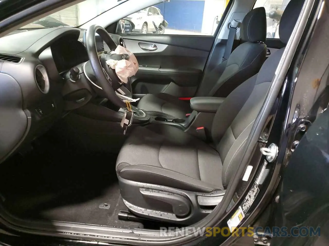 7 Photograph of a damaged car 3KPF24AD0RE806745 KIA FORTE 2024