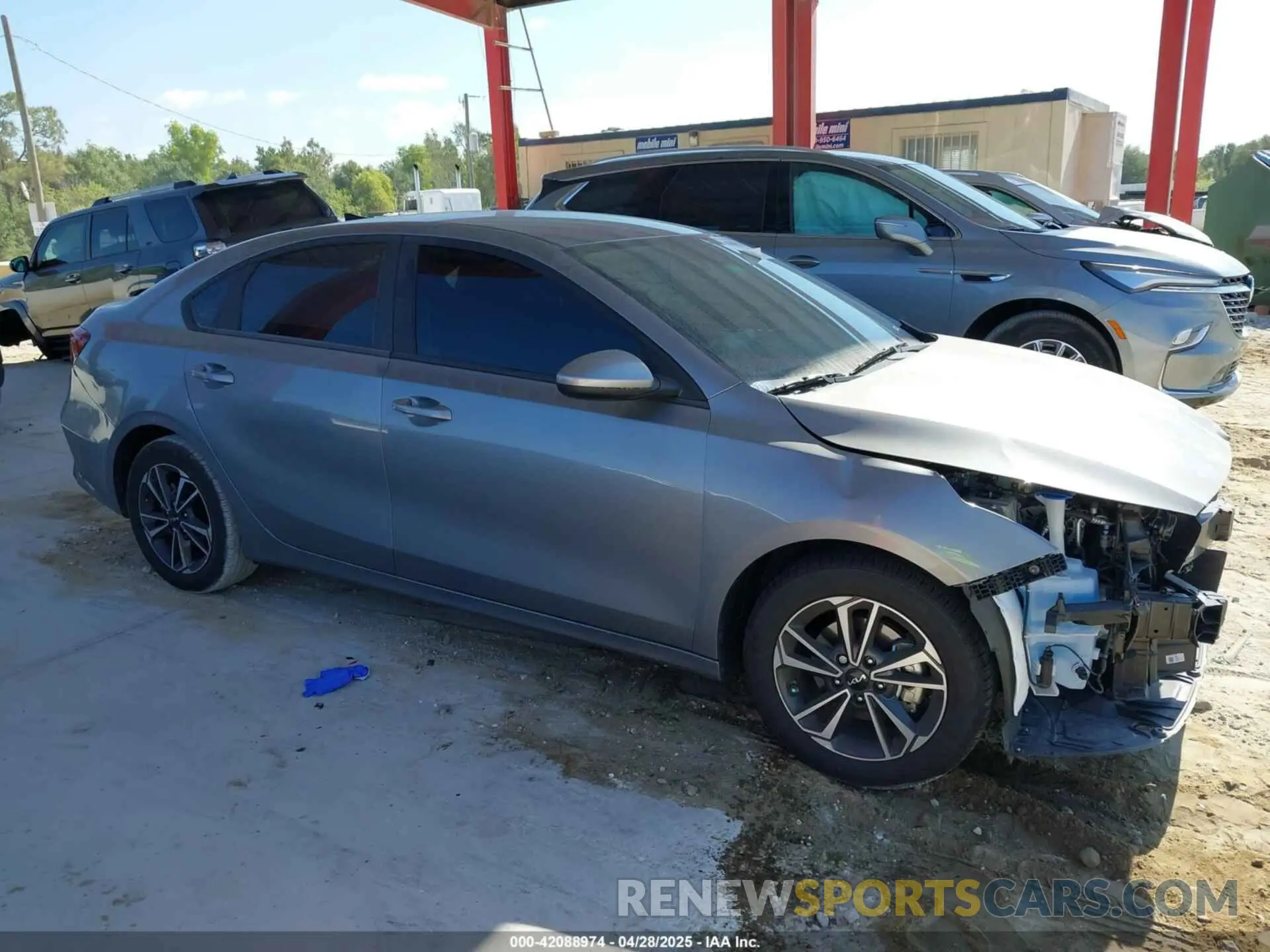 14 Photograph of a damaged car 3KPF24AD0RE813081 KIA FORTE 2024
