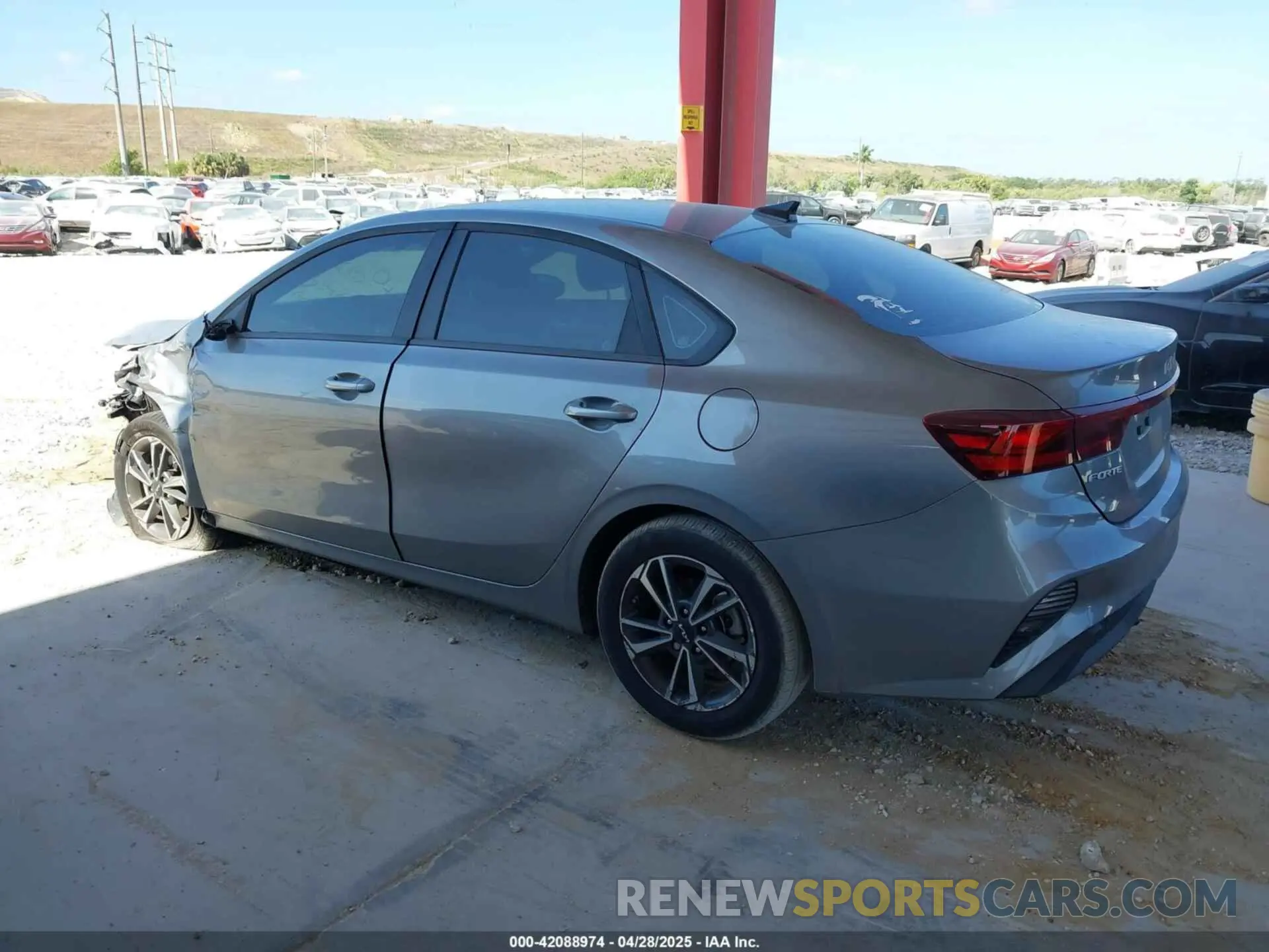 15 Photograph of a damaged car 3KPF24AD0RE813081 KIA FORTE 2024
