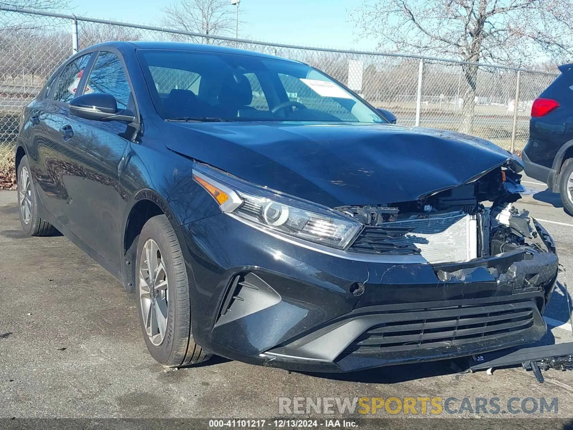 1 Photograph of a damaged car 3KPF24AD0RE818703 KIA FORTE 2024