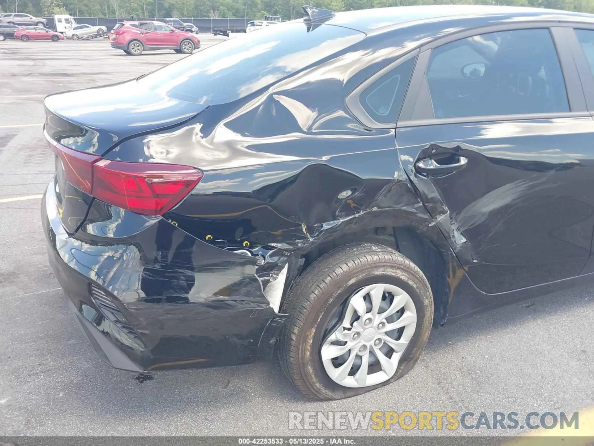 6 Photograph of a damaged car 3KPF24AD0RE823688 KIA FORTE 2024