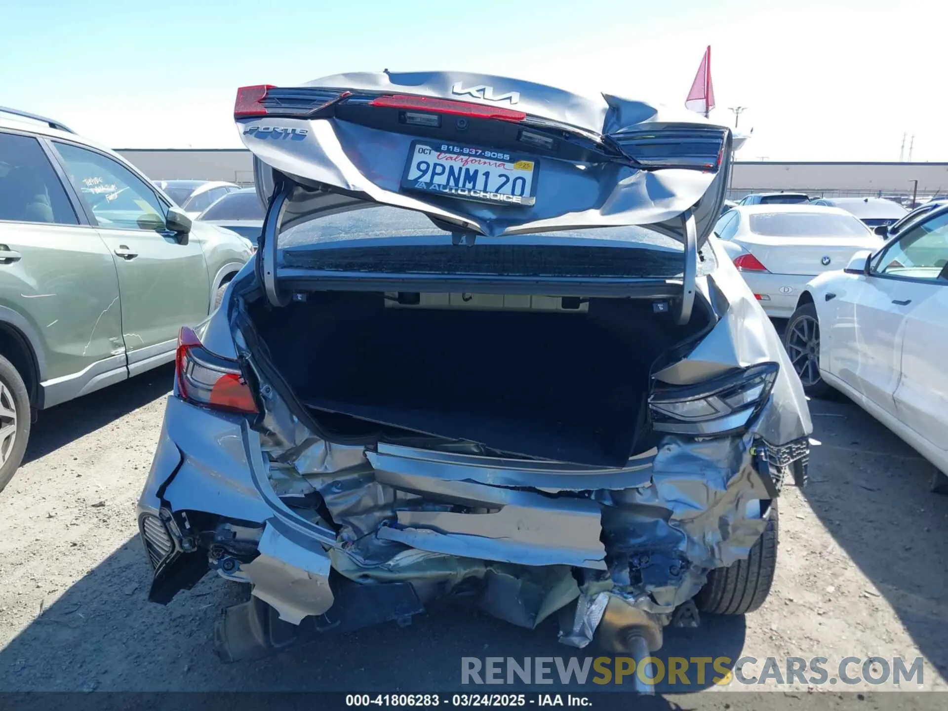 16 Photograph of a damaged car 3KPF24AD0RE840796 KIA FORTE 2024