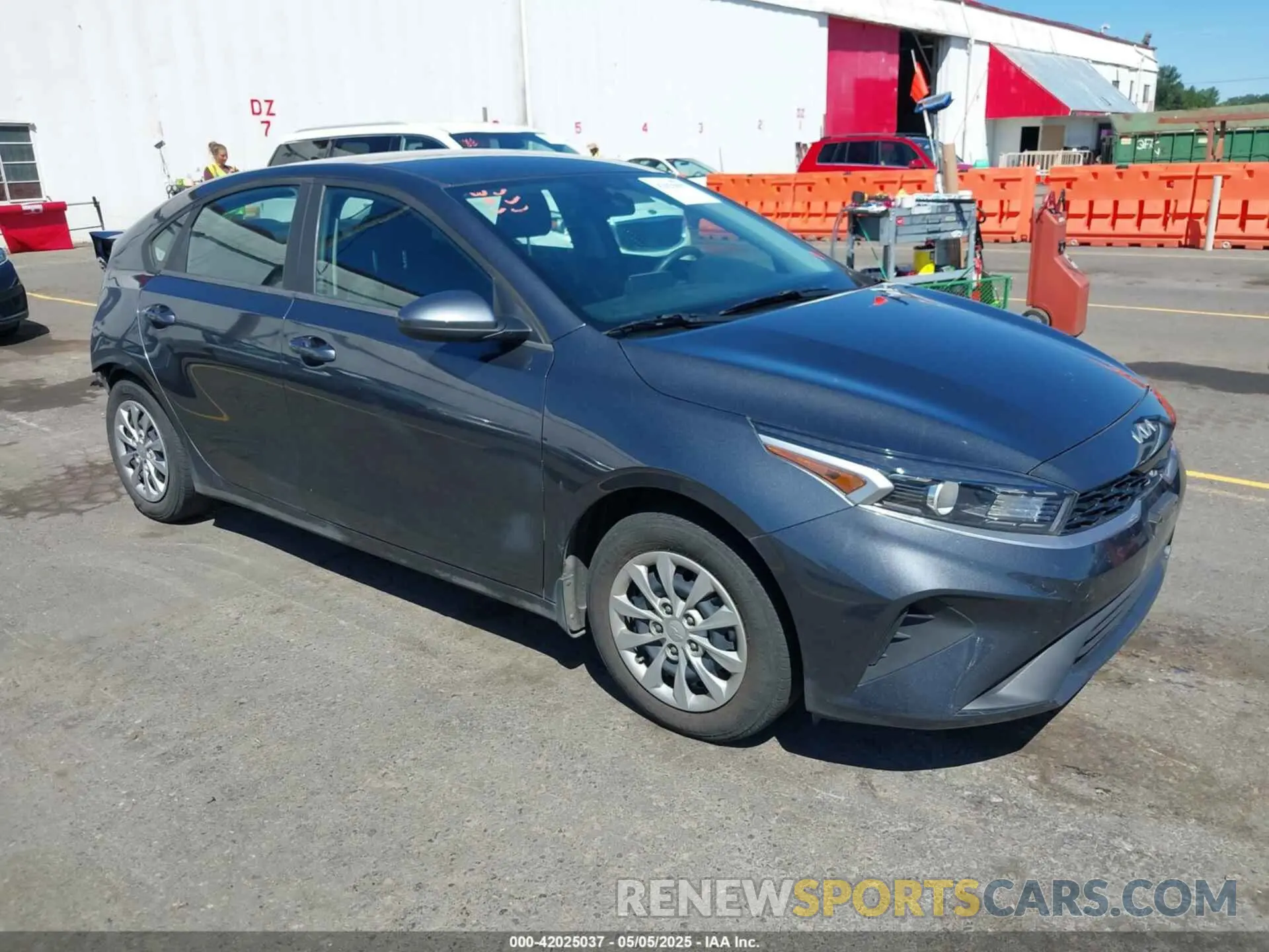 1 Photograph of a damaged car 3KPF24AD1RE695297 KIA FORTE 2024