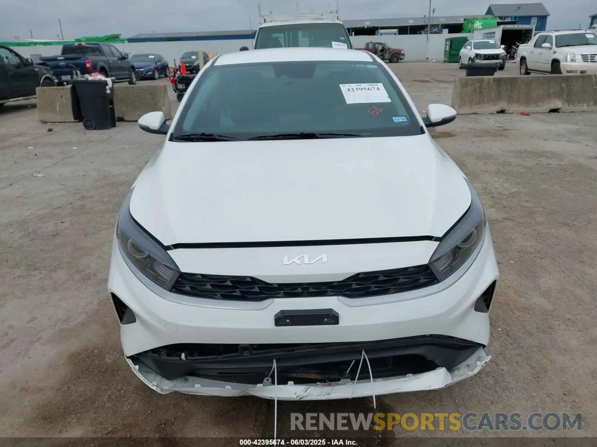 11 Photograph of a damaged car 3KPF24AD1RE702555 KIA FORTE 2024
