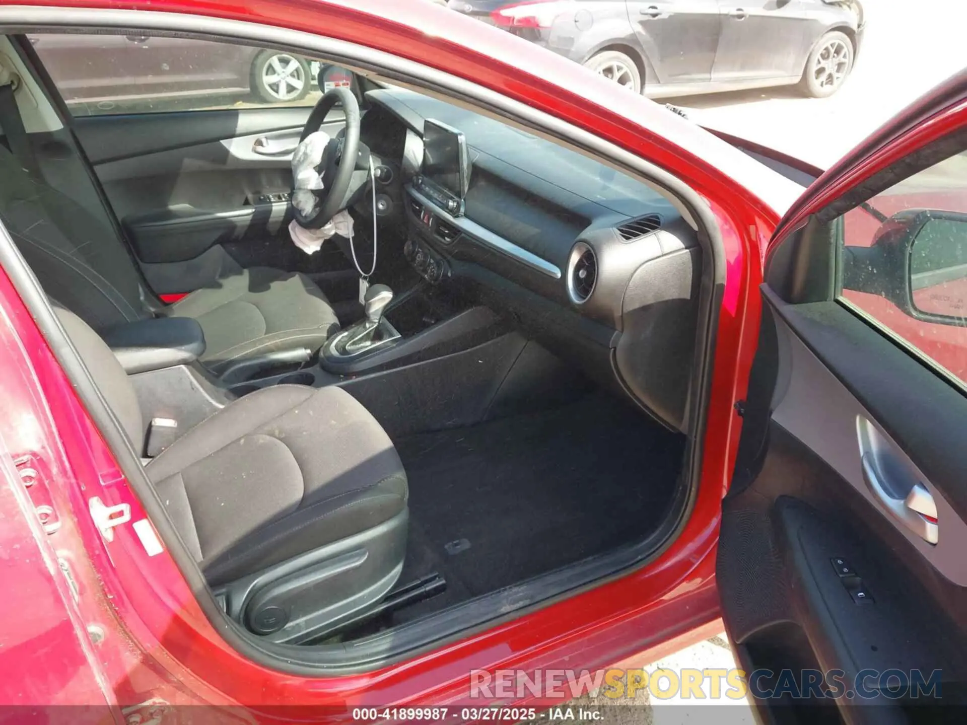 5 Photograph of a damaged car 3KPF24AD1RE712616 KIA FORTE 2024