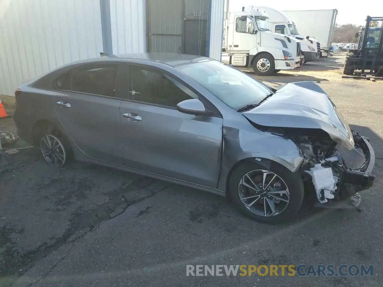 4 Photograph of a damaged car 3KPF24AD1RE738410 KIA FORTE 2024
