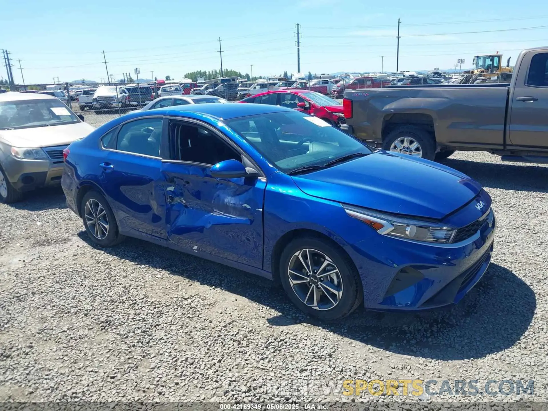1 Photograph of a damaged car 3KPF24AD1RE742764 KIA FORTE 2024