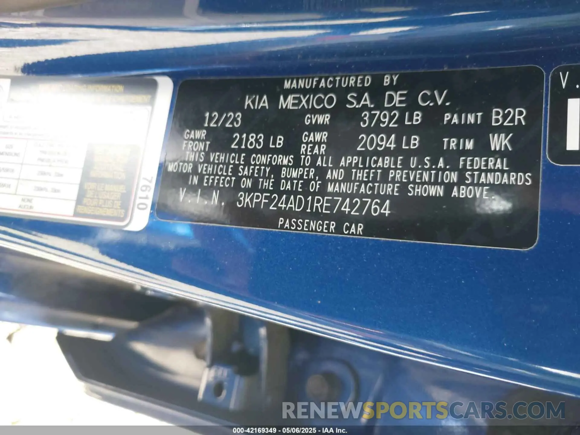9 Photograph of a damaged car 3KPF24AD1RE742764 KIA FORTE 2024