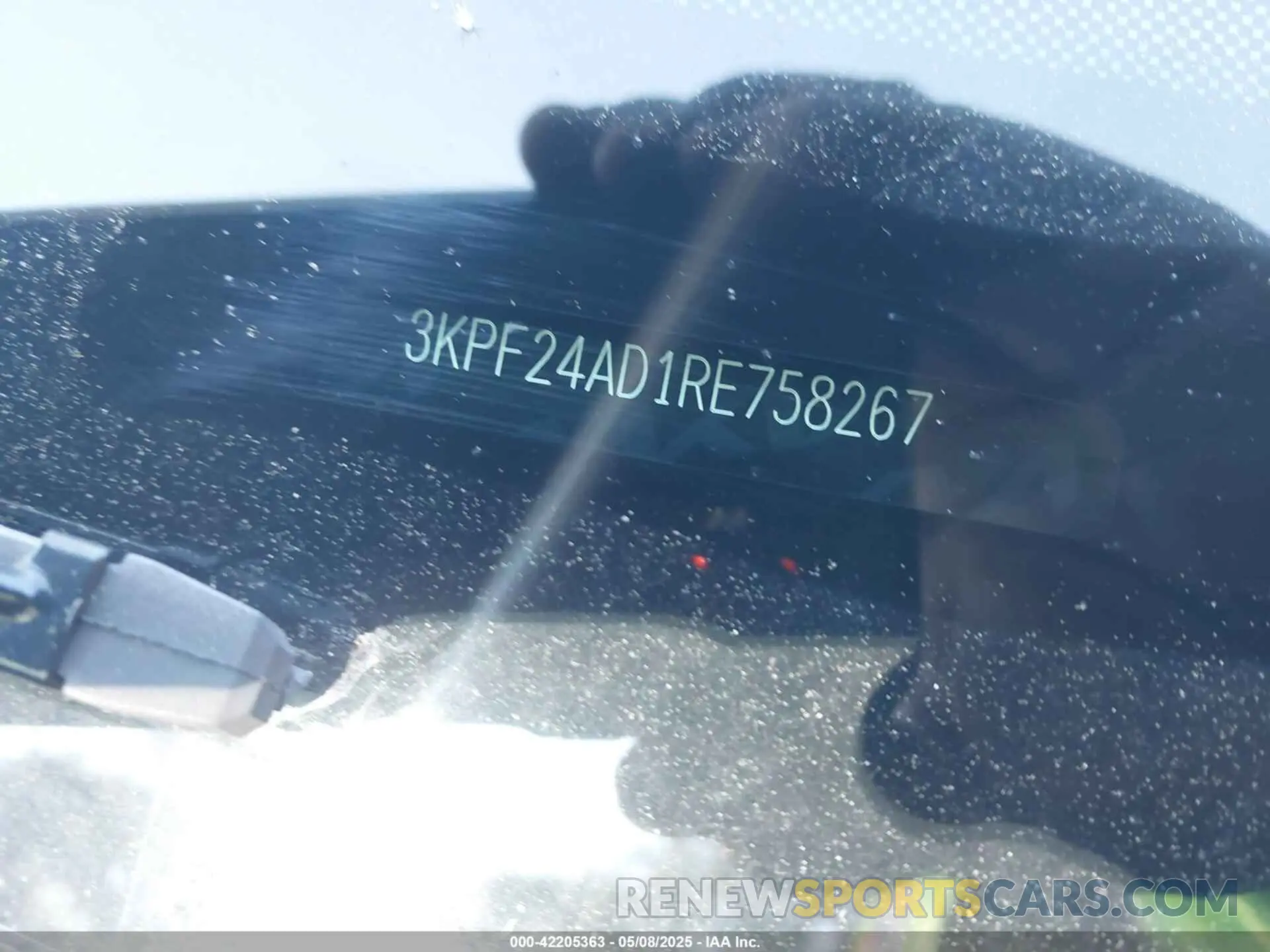 17 Photograph of a damaged car 3KPF24AD1RE758267 KIA FORTE 2024
