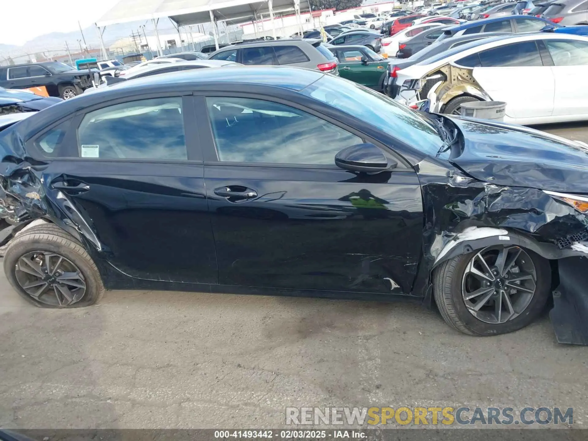 13 Photograph of a damaged car 3KPF24AD1RE760133 KIA FORTE 2024