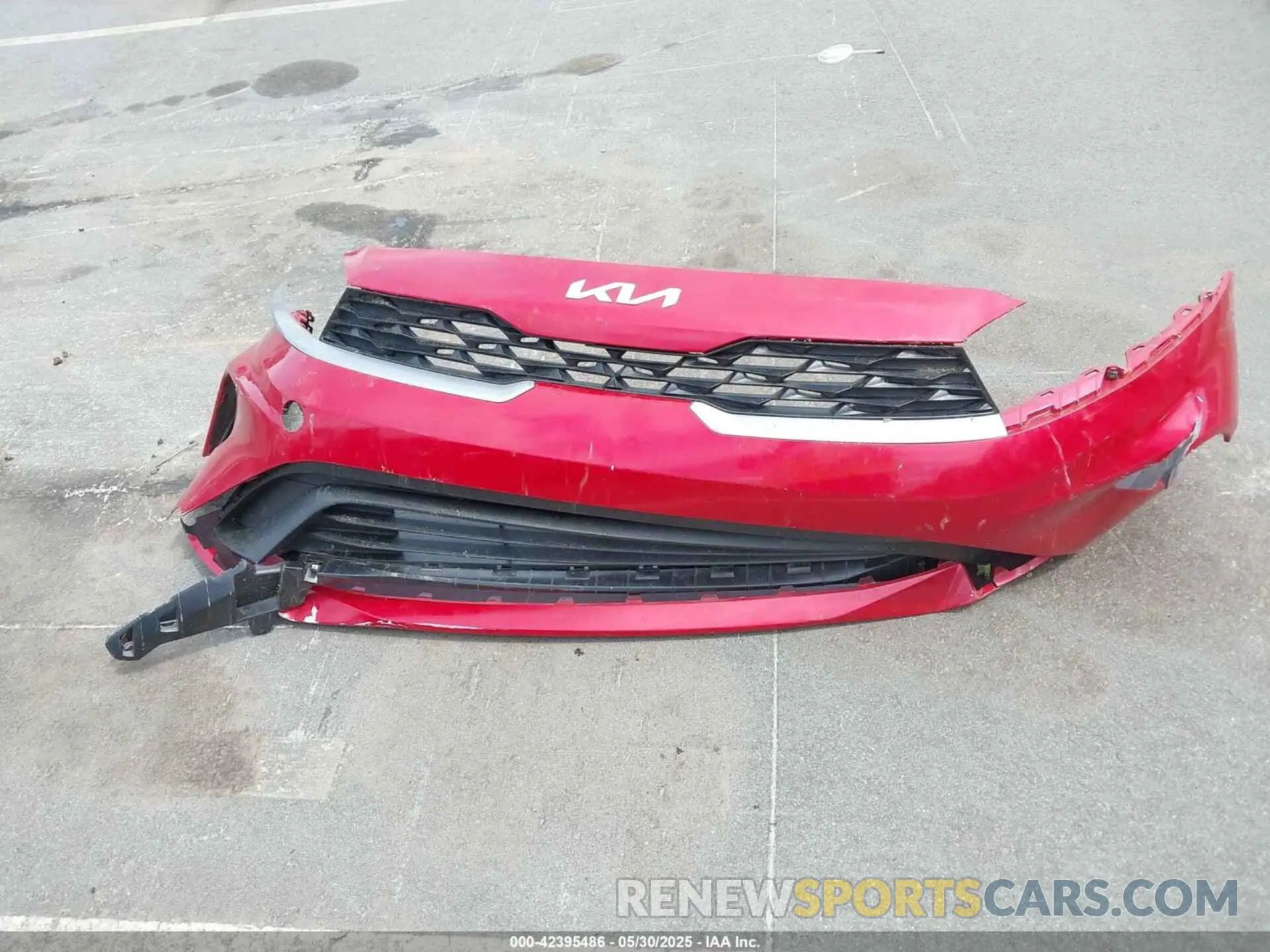 12 Photograph of a damaged car 3KPF24AD1RE779815 KIA FORTE 2024