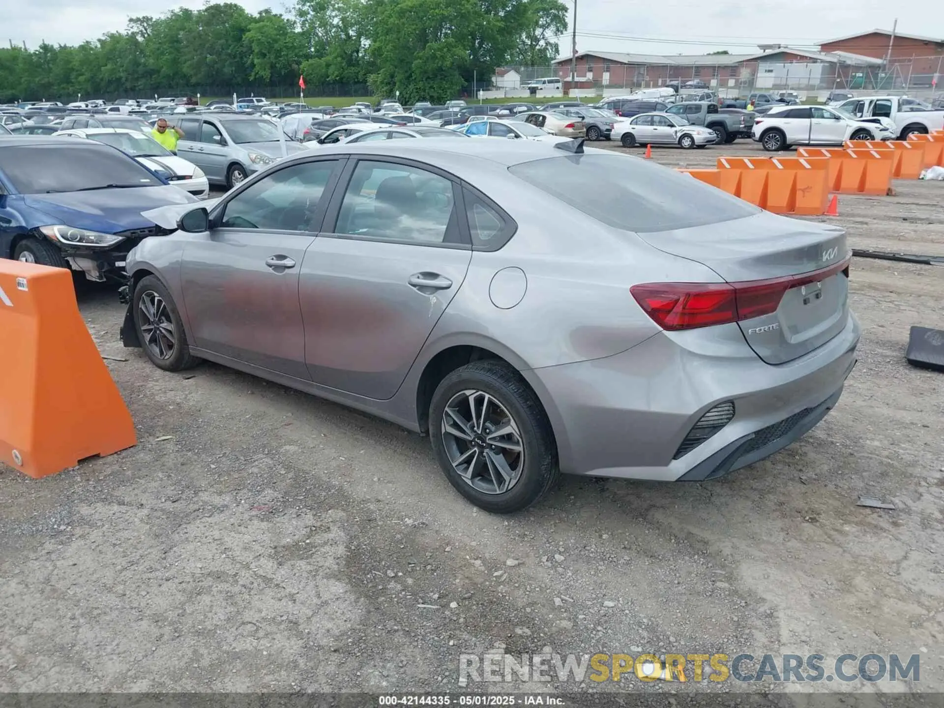 3 Photograph of a damaged car 3KPF24AD2RE703987 KIA FORTE 2024