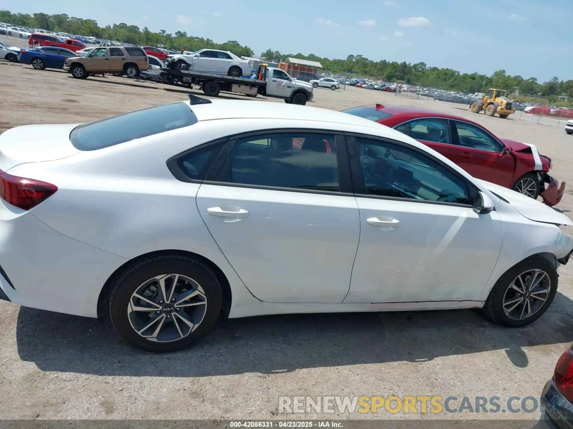 13 Photograph of a damaged car 3KPF24AD2RE744300 KIA FORTE 2024