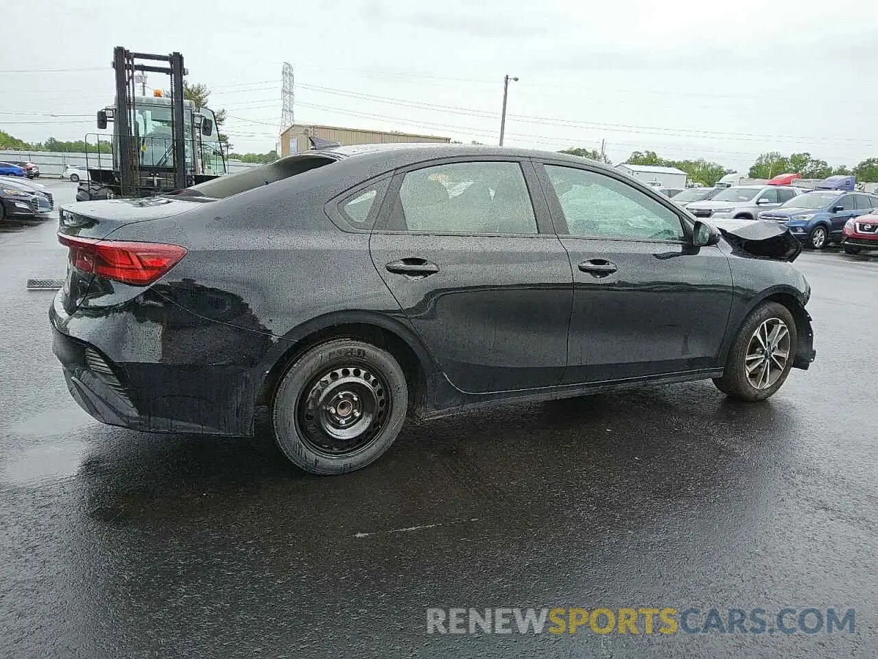 3 Photograph of a damaged car 3KPF24AD2RE747231 KIA FORTE 2024
