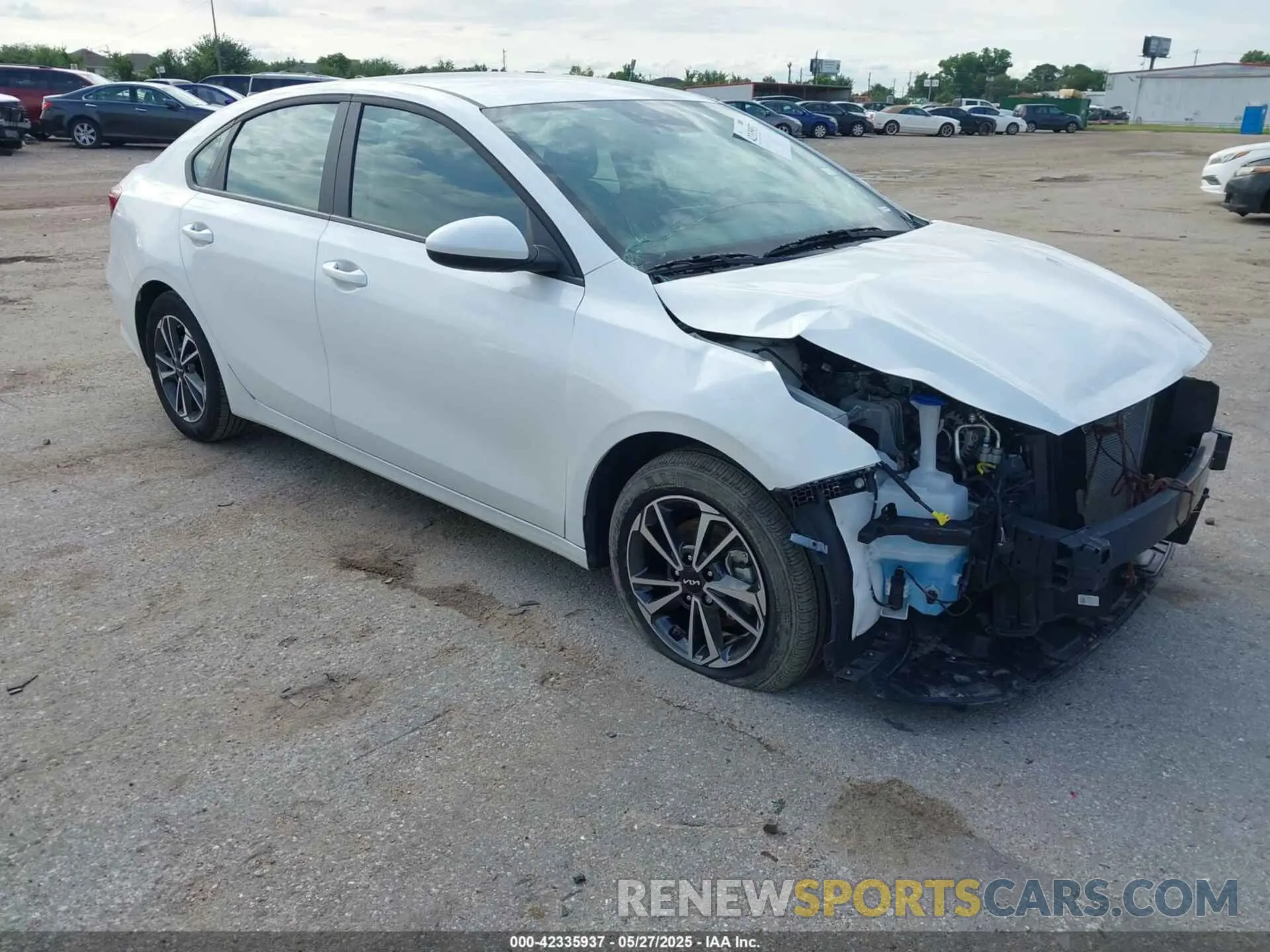 1 Photograph of a damaged car 3KPF24AD2RE763672 KIA FORTE 2024