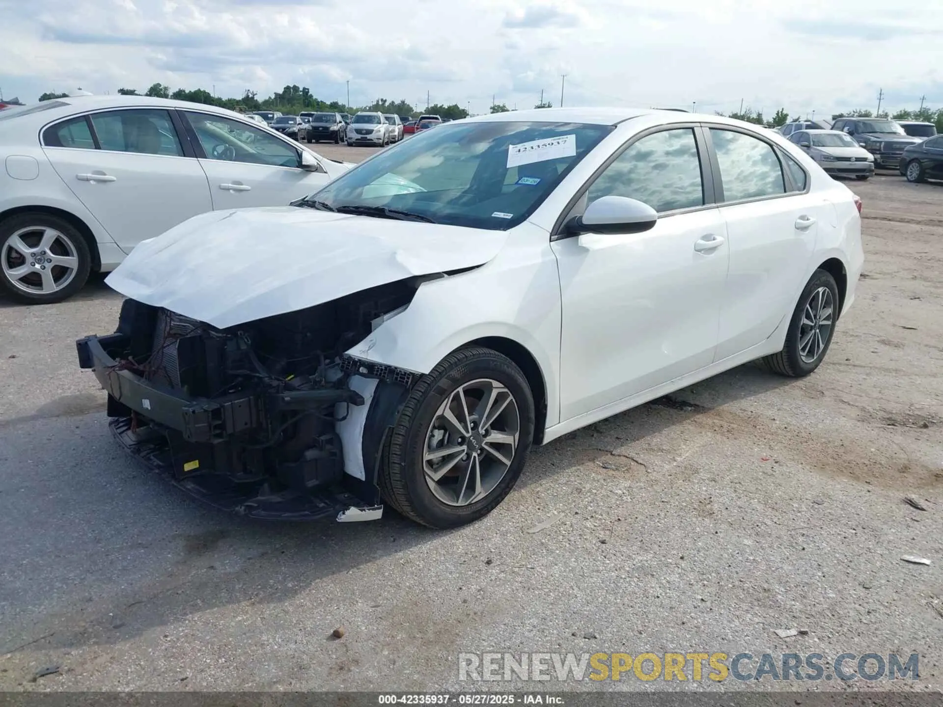 2 Photograph of a damaged car 3KPF24AD2RE763672 KIA FORTE 2024