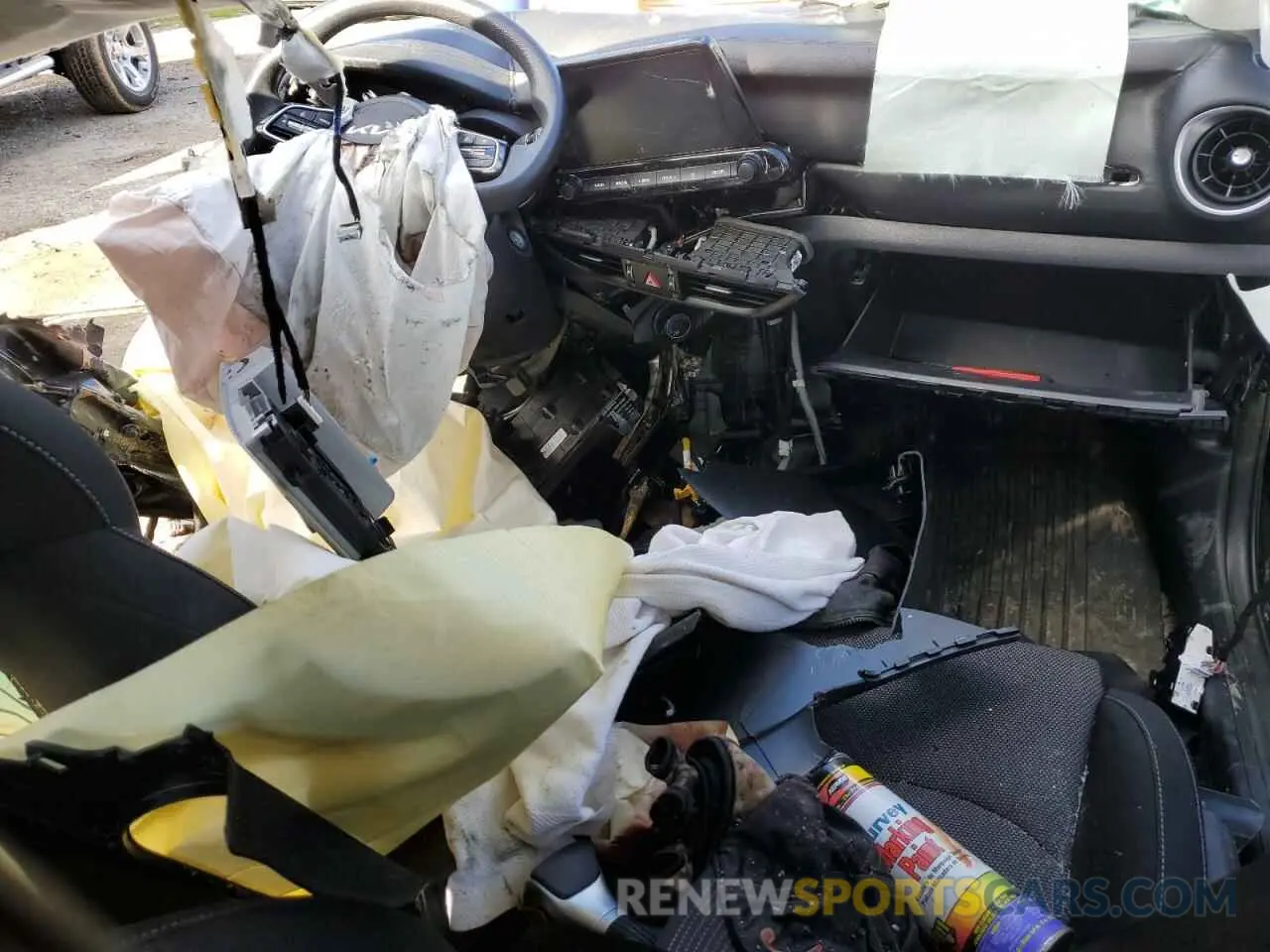 8 Photograph of a damaged car 3KPF24AD2RE774476 KIA FORTE 2024