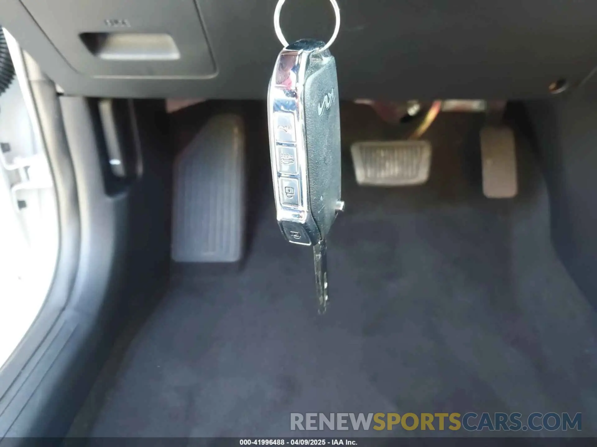 11 Photograph of a damaged car 3KPF24AD2RE814071 KIA FORTE 2024