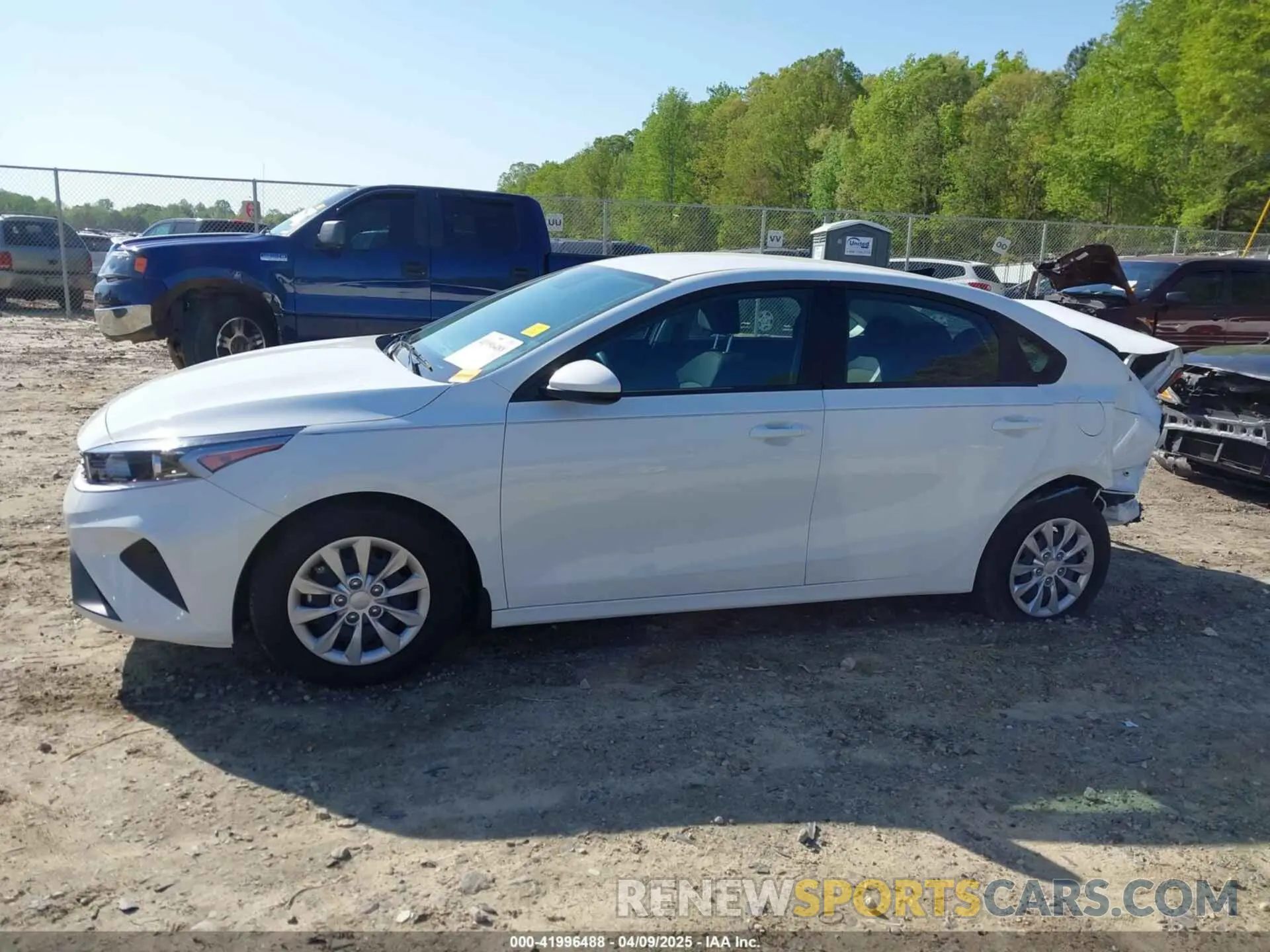 14 Photograph of a damaged car 3KPF24AD2RE814071 KIA FORTE 2024