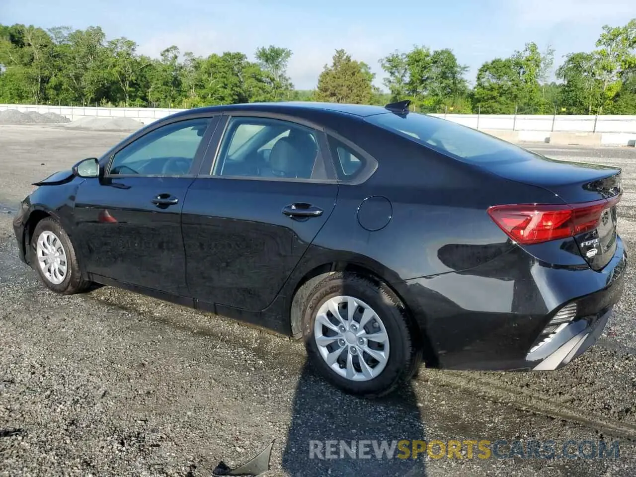 2 Photograph of a damaged car 3KPF24AD2RE820940 KIA FORTE 2024
