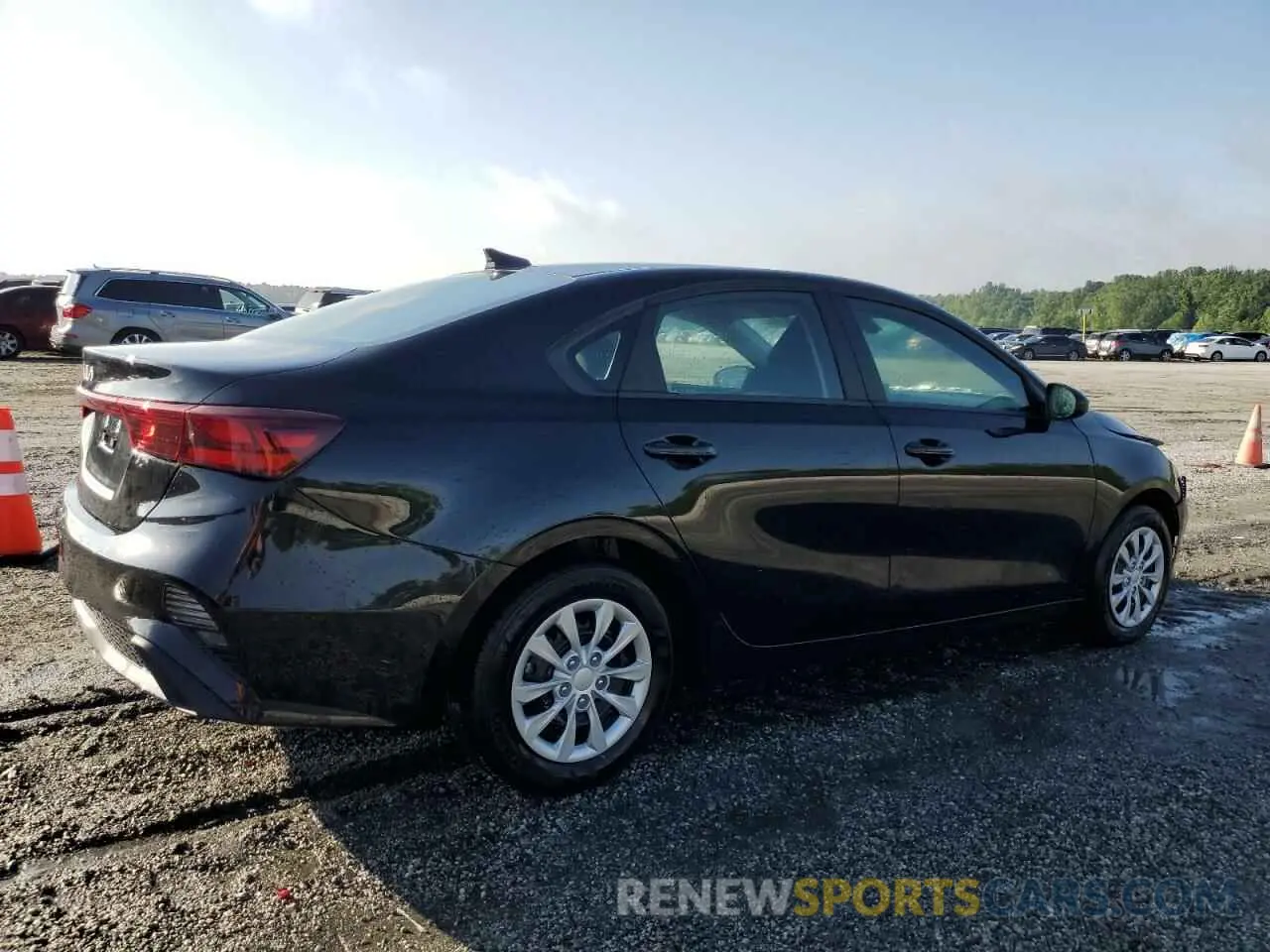 3 Photograph of a damaged car 3KPF24AD2RE820940 KIA FORTE 2024