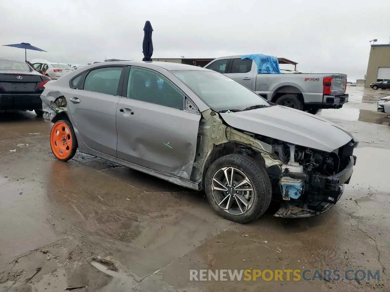 4 Photograph of a damaged car 3KPF24AD2RE828228 KIA FORTE 2024